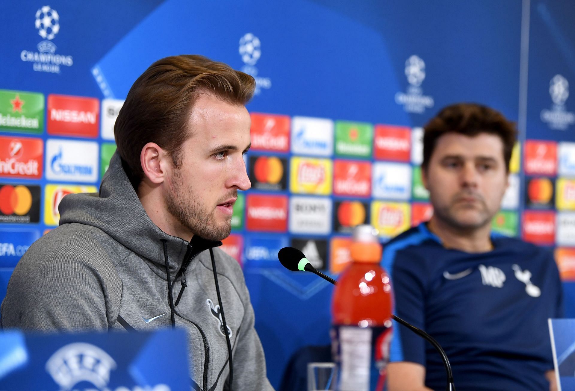Mauricio Pochettino could try to persuade Harry Kane to join him at Chelsea.