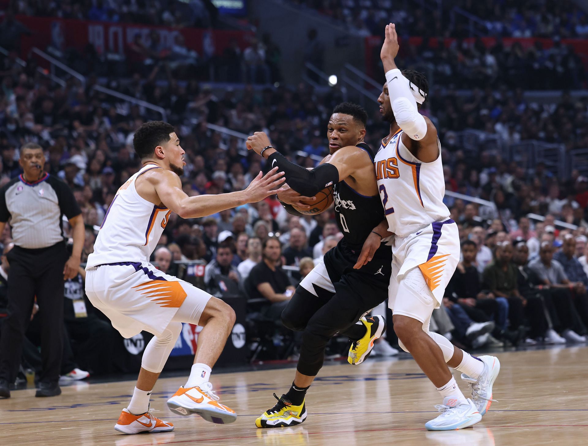 Read more about the article LA Clippers vs Phoenix Suns Prediction & Match Preview – April 25th, 2023