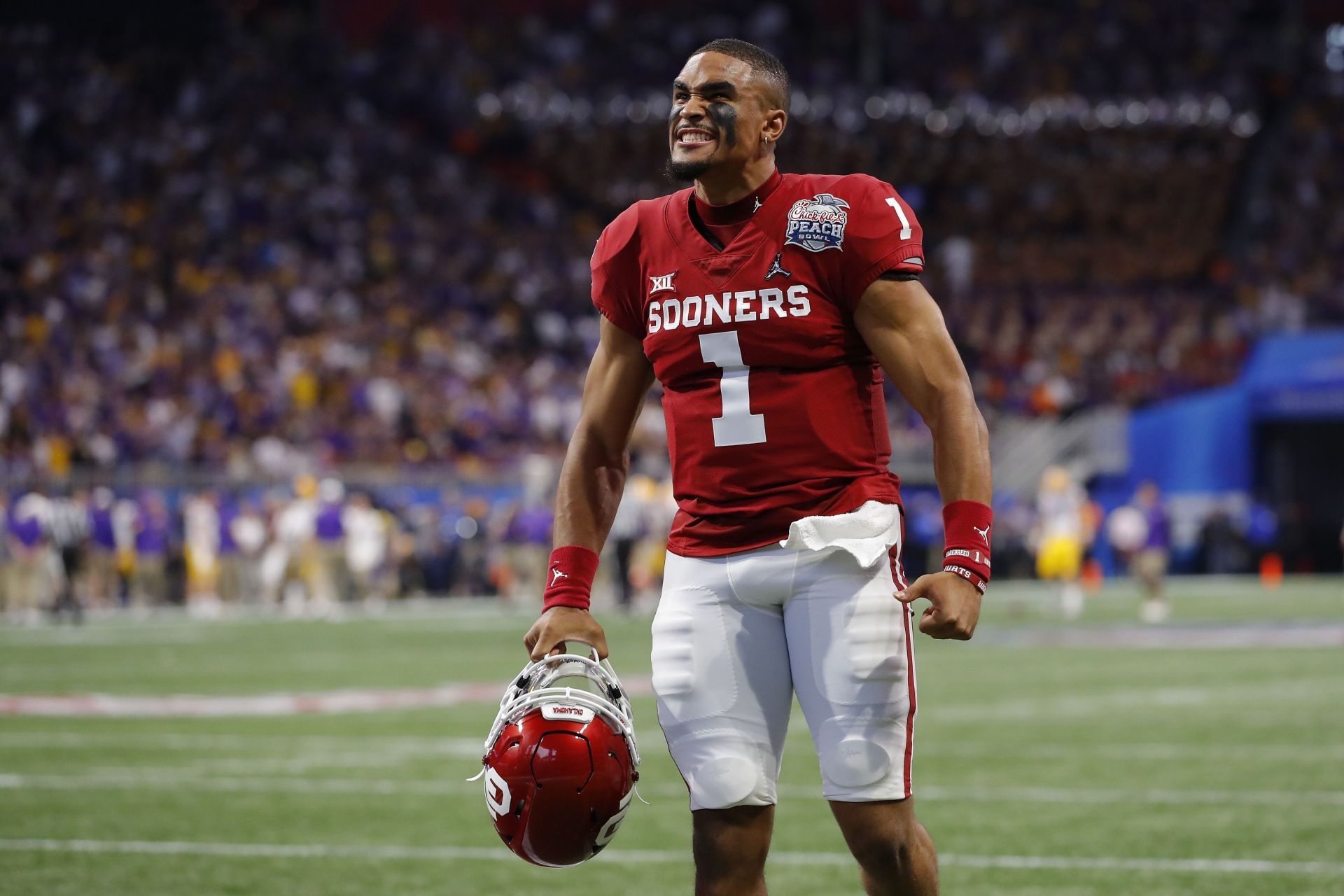 College Footballin pudotuspelien välierä Chick-fil-A Peach Bowlissa – LSU – Oklahoma