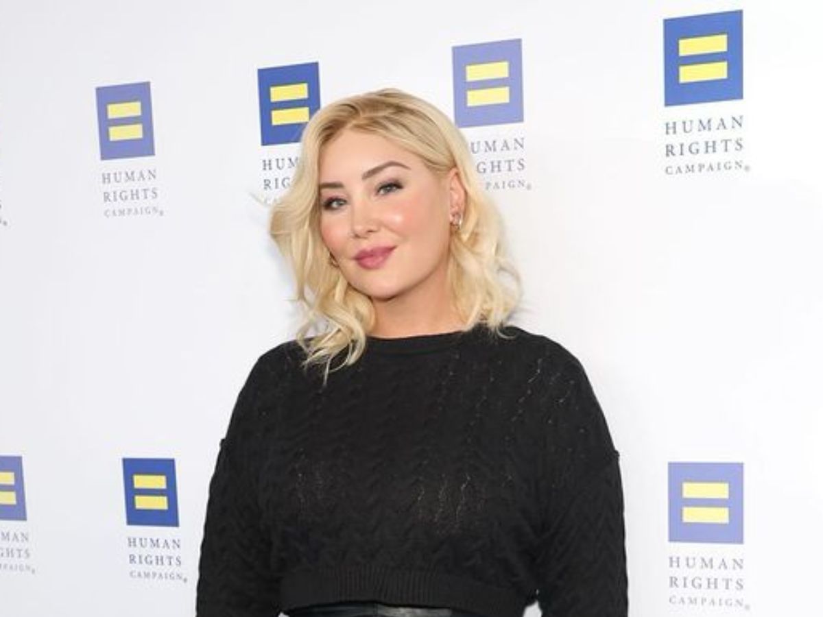 "It's giving clout chaser": Vanderpump Rules fans react as Billie Lee