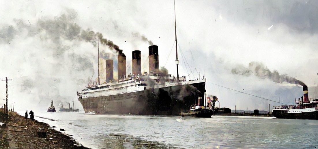 How many people died on the Titanic?