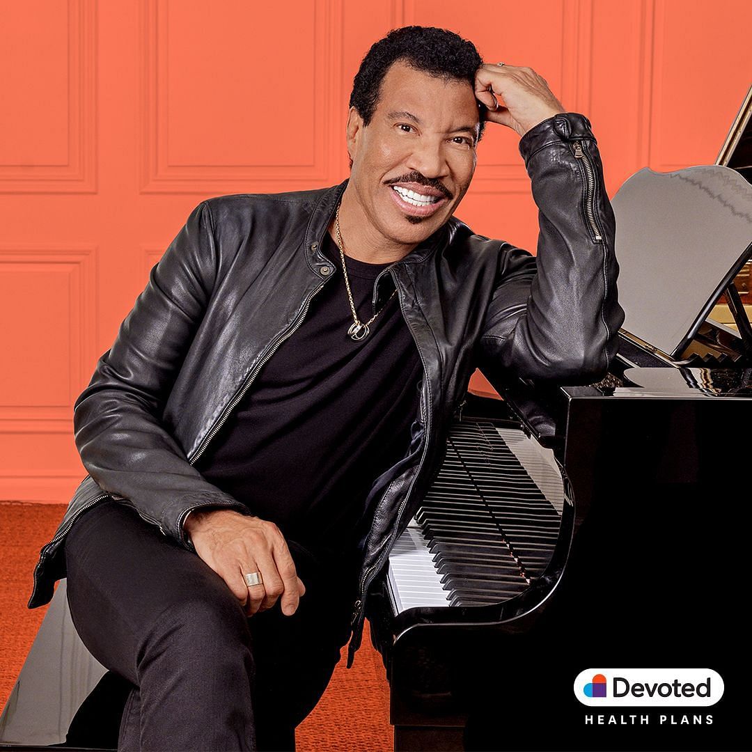 How Old Is Lionel Richie? Music Legend's Age & Career Highlights