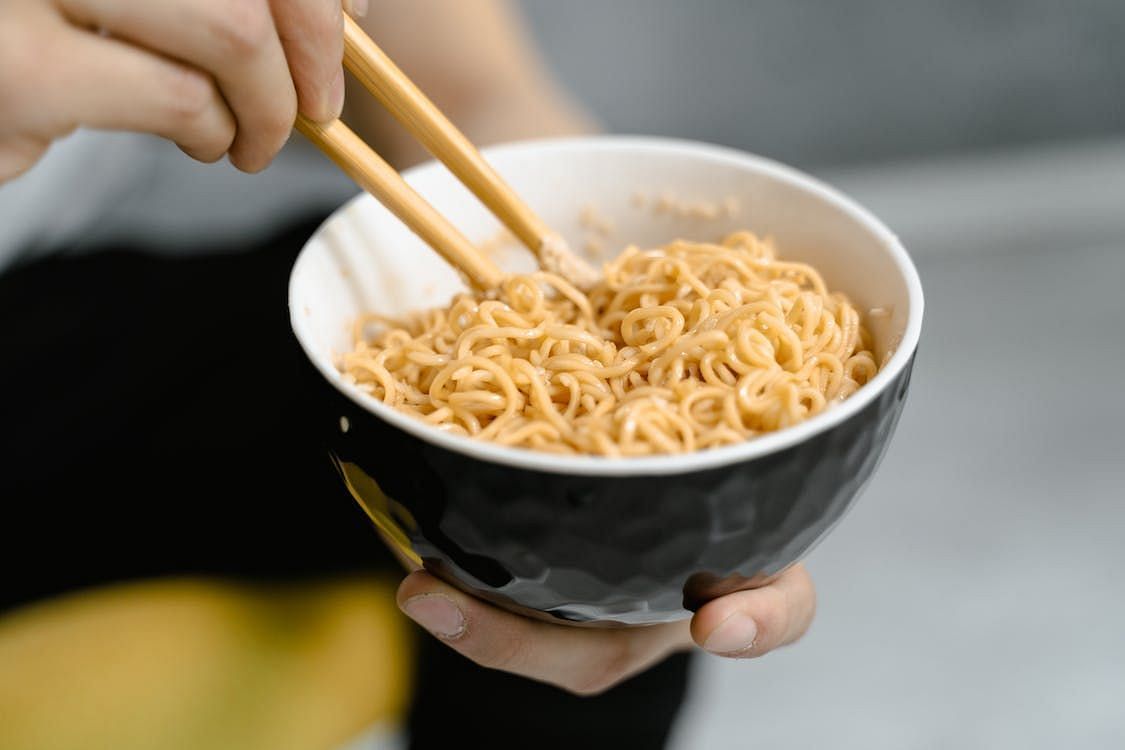 the-dangers-of-instant-noodles-for-children-s-health-a-closer-look