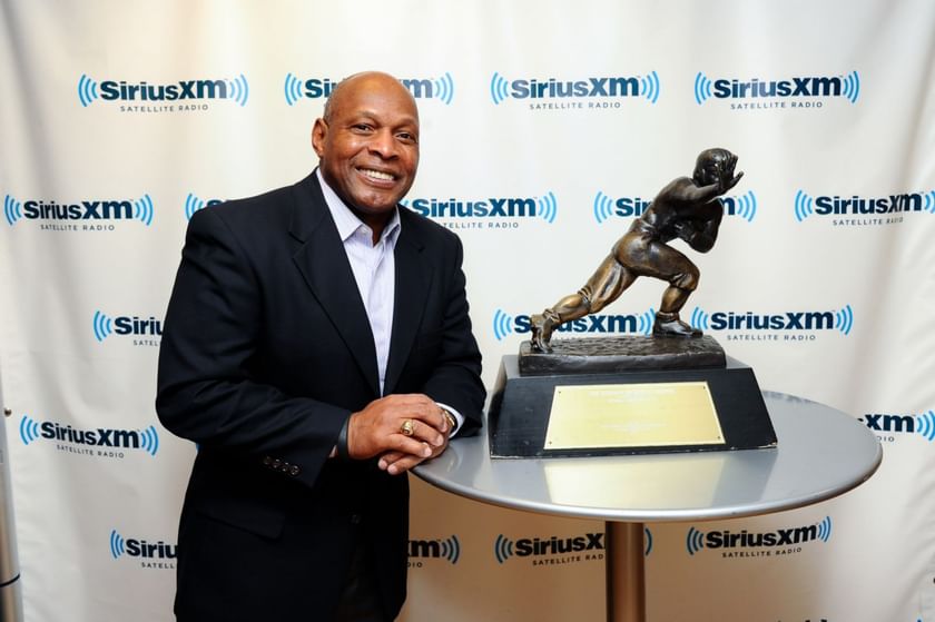 Who's the only player to win the Heisman Trophy twice?