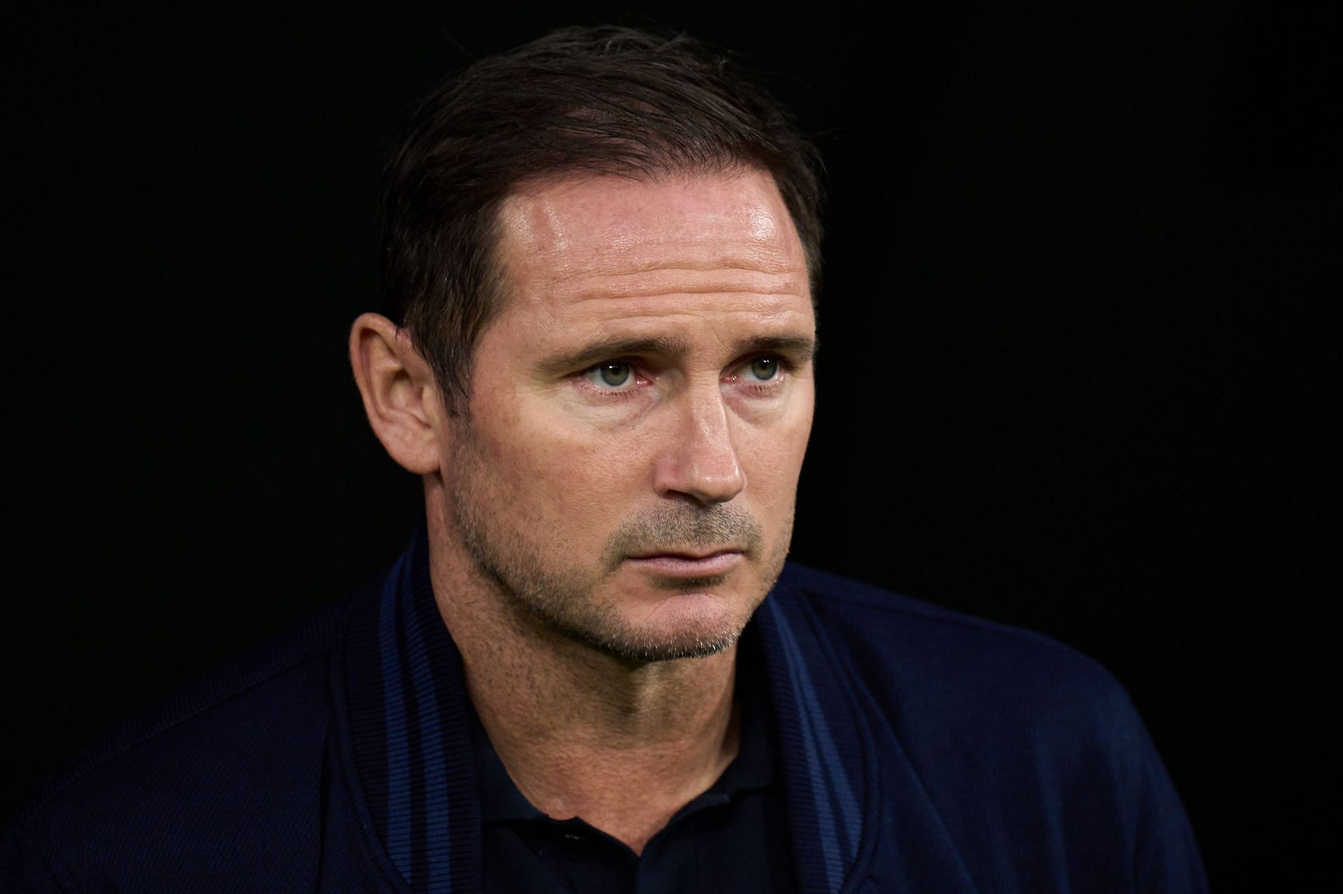 Read more about the article “It’s partly social media” – Frank Lampard hits back at Chelsea star’s critics as transfer looms