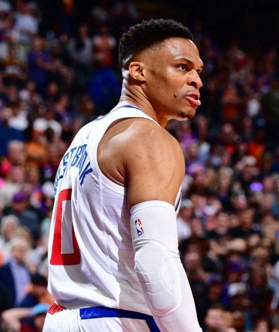 View image on Twitter