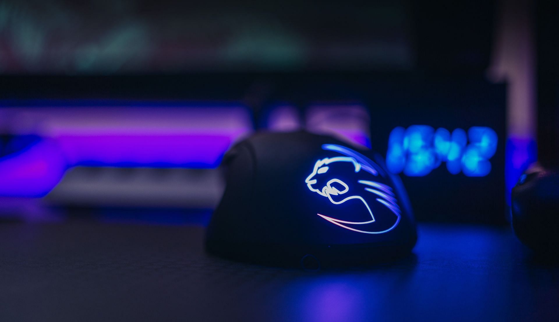 Gaming mouse, one of the must-have gaming accessories for 2023 (Image via Pexels)