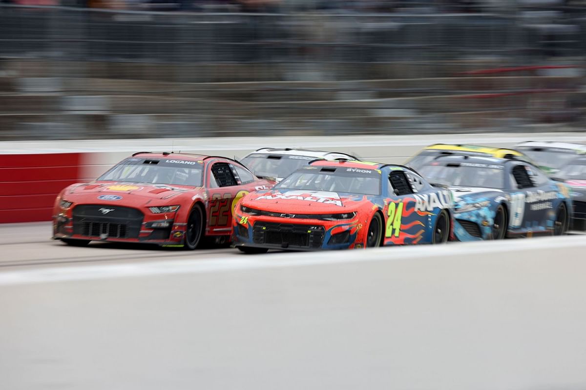 William Byron honors NASCAR great Jeff Gordon by bringing back his ...