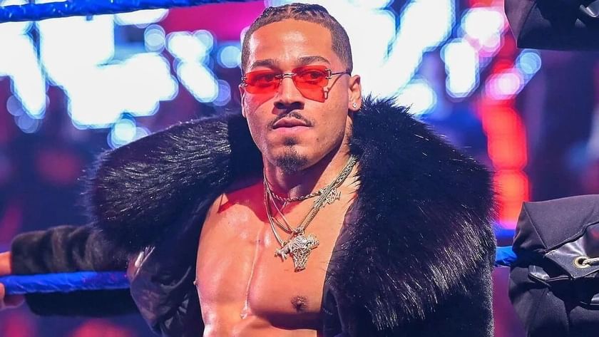 When did Carmello Hayes debut in WWE?