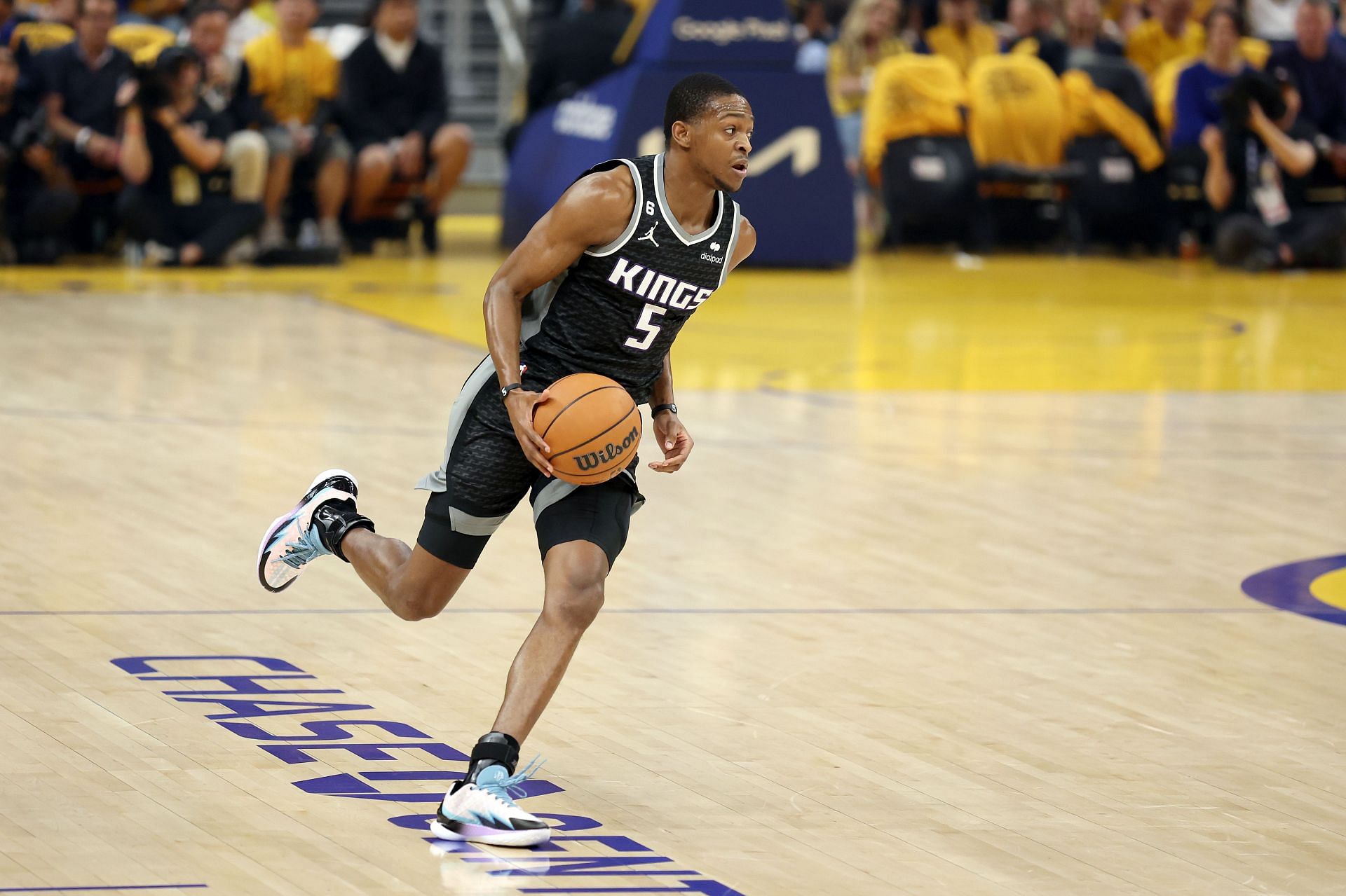 Sacramento Kings v Golden State Warriors - Game 4
