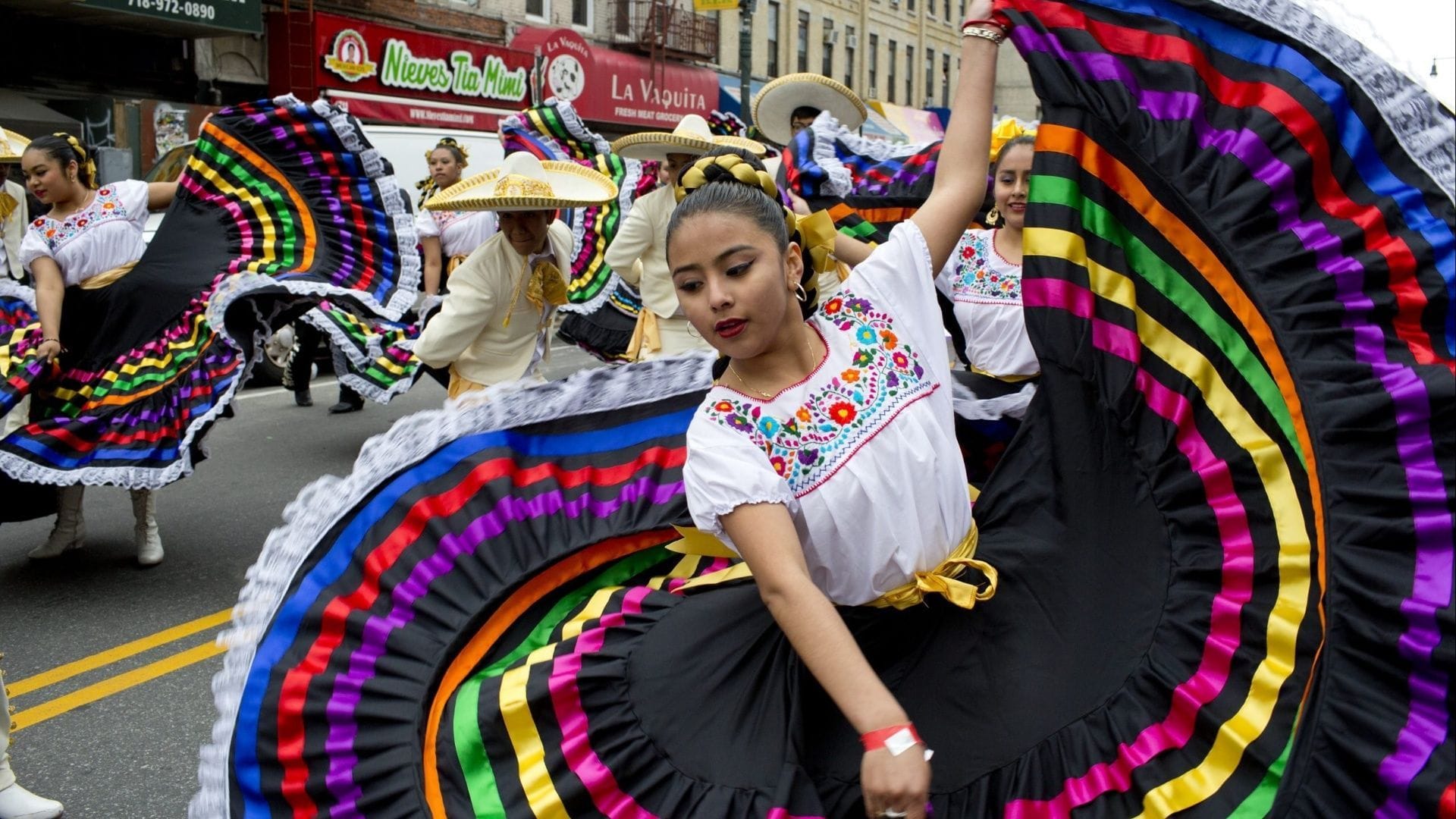 All food deals you can avail on Cinco de Mayo 2023