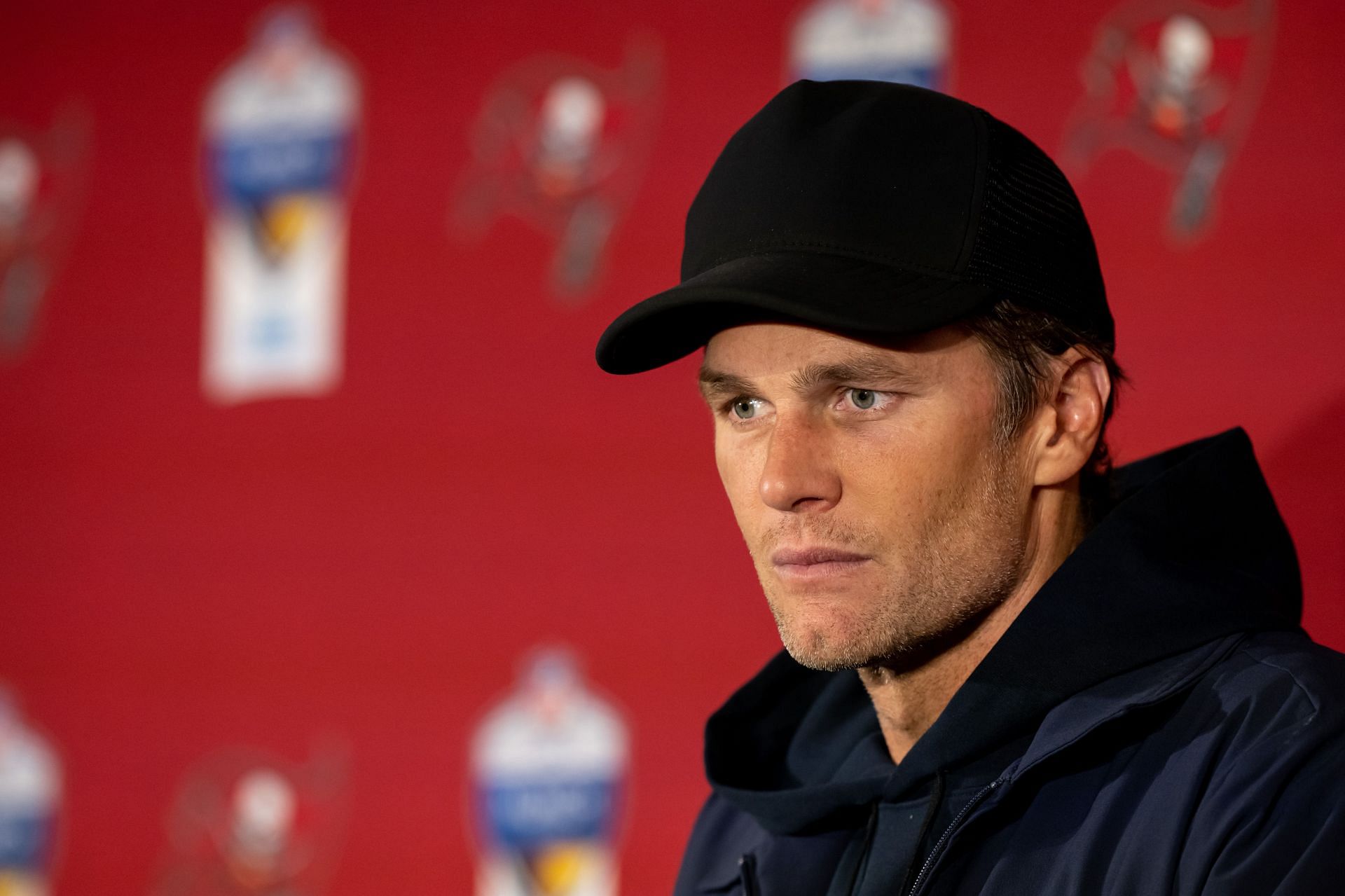 Brady đang làm tiêu đề một lần nữa