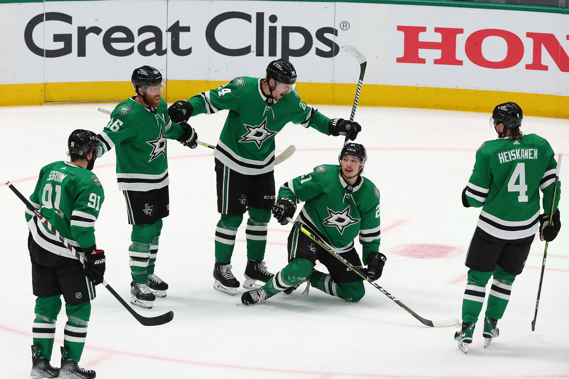 "Jason Robertson has been able to do that" - NHL expert praises Dallas Stars forward for stepping up in Jamie Benn's absence