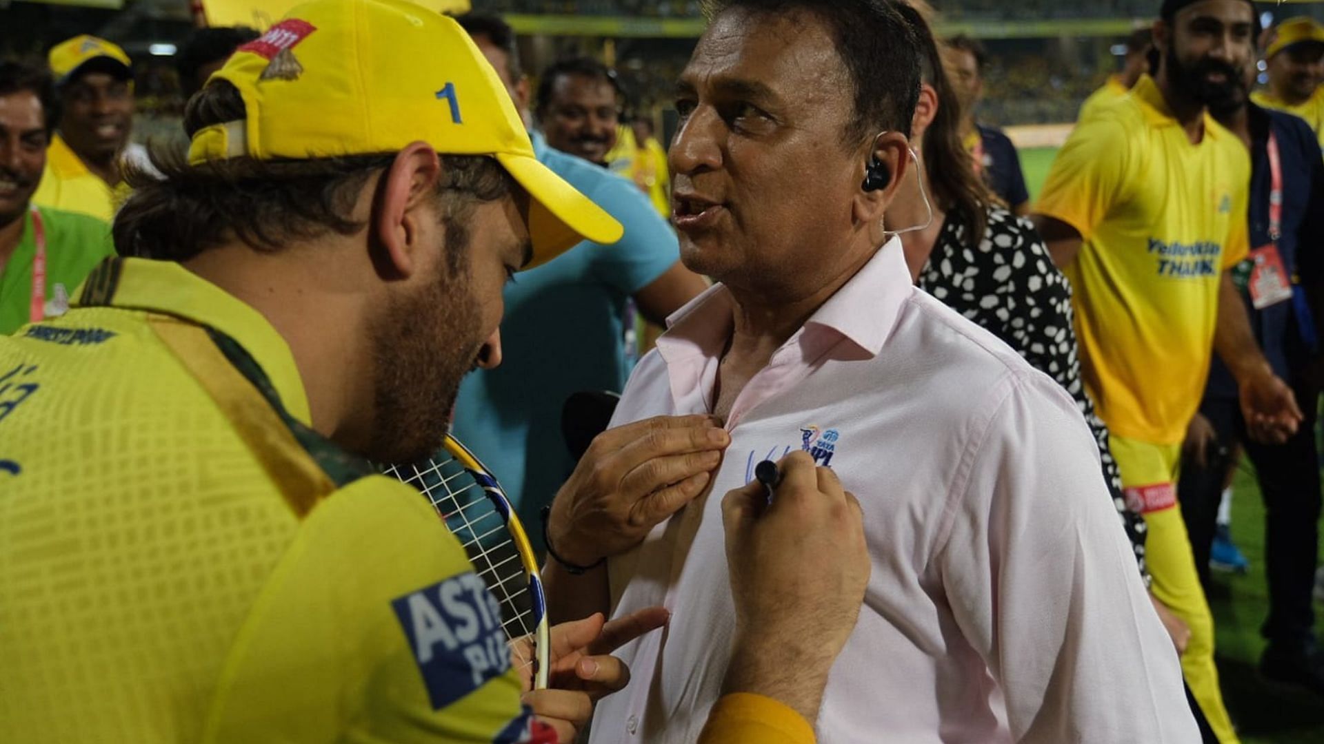 “Hopefully, I’ll get another autograph from him”- Sunil Gavaskar on MS Dhoni ahead of IPL 2023 final