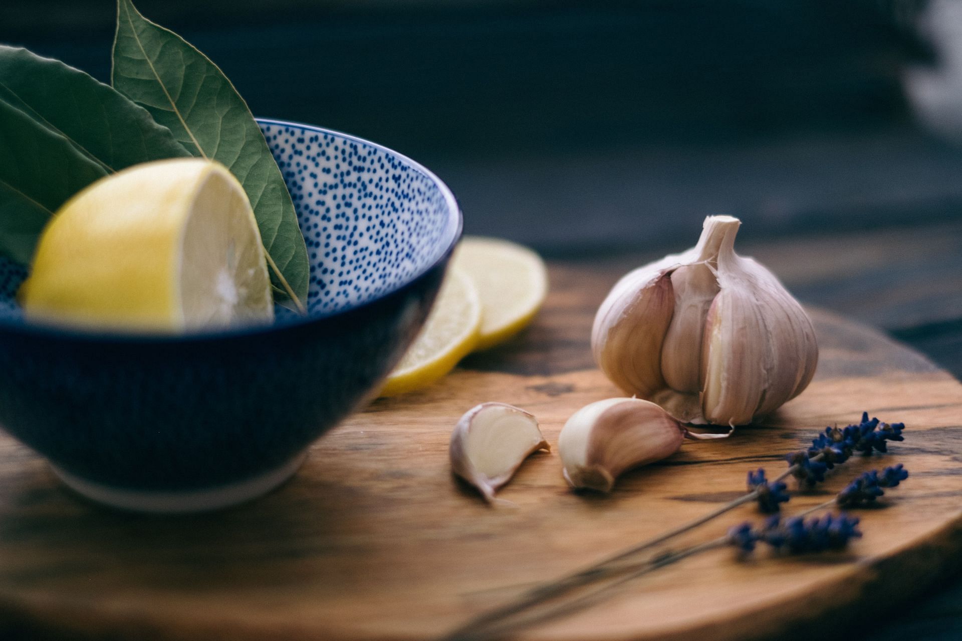 Nutrition in garlic: It&#039;s a popular condiment (Image via Unsplash/Alexander Lyubavin)