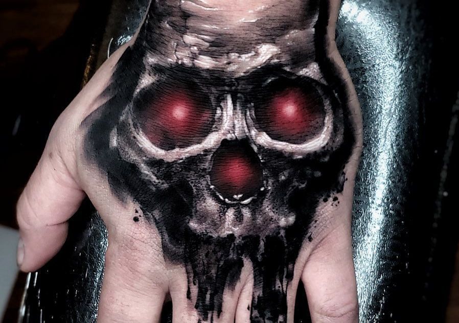 Photo Bray Wyatts Tattoos Prove The Fiend is Even Scarier Without a Shirt