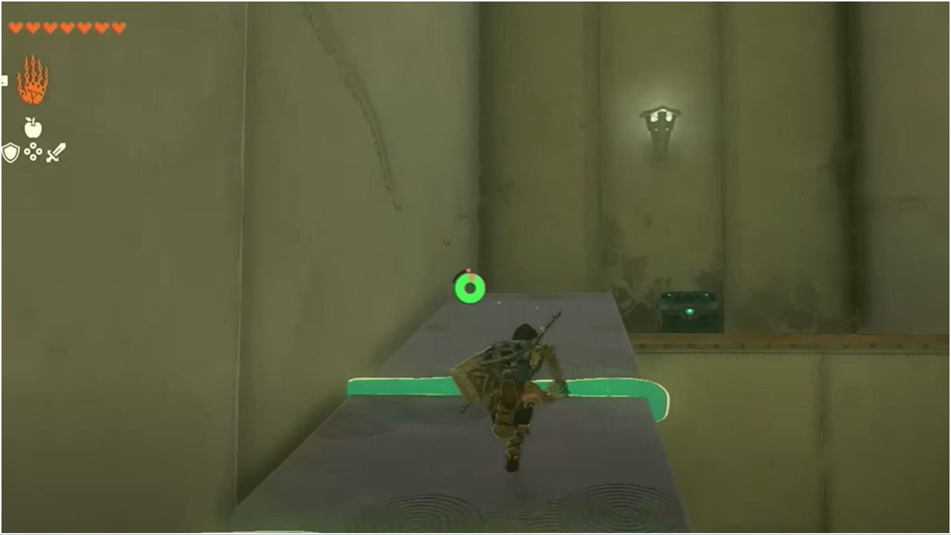 Within the Shrine resides a treasure chest (Image via The Legend of Zelda Tears of the Kingdom)