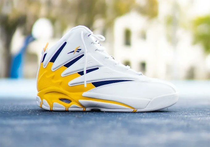 nick van exel reebok shoes