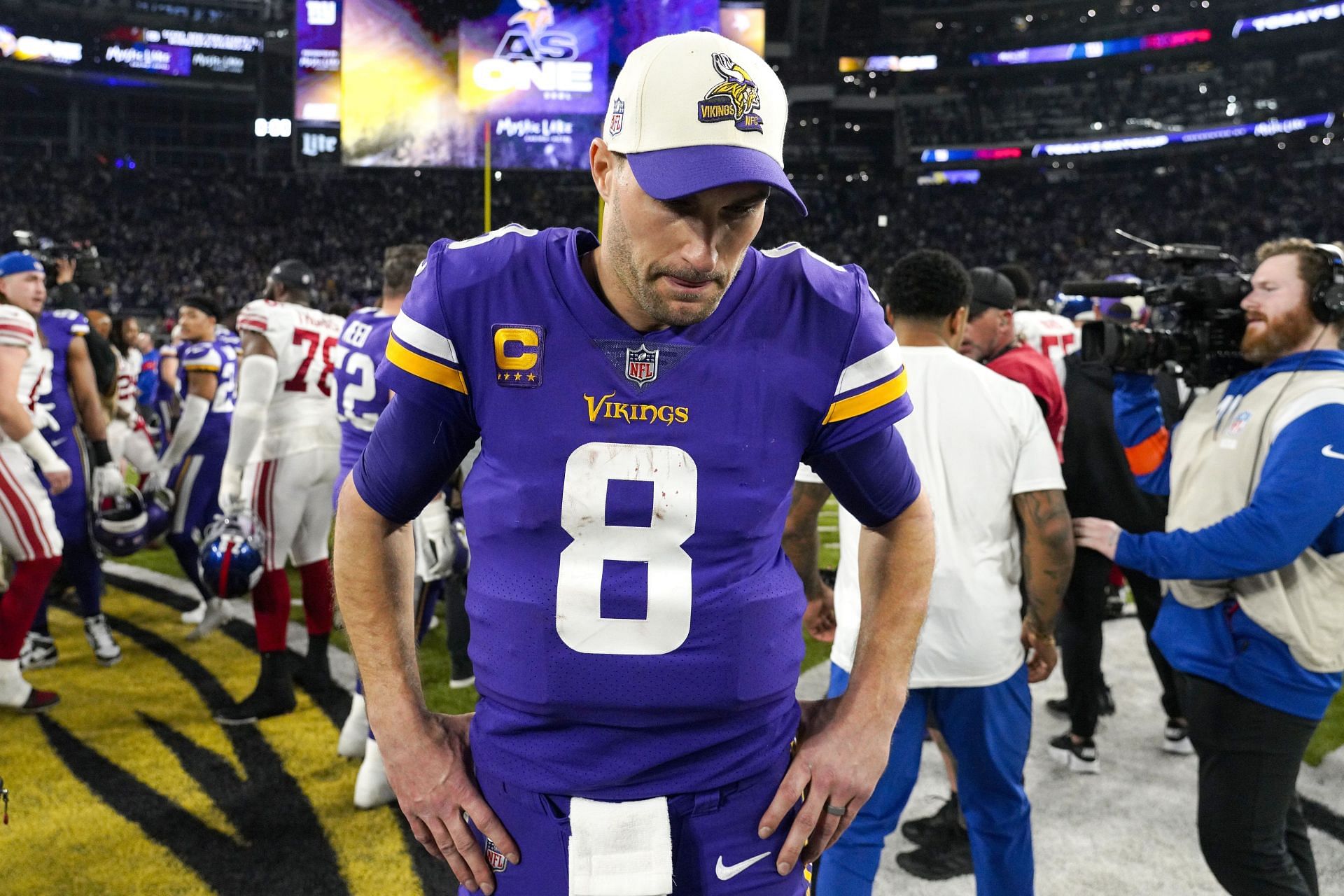 NFL analyst claims Kirk Cousins has the most on the line this season