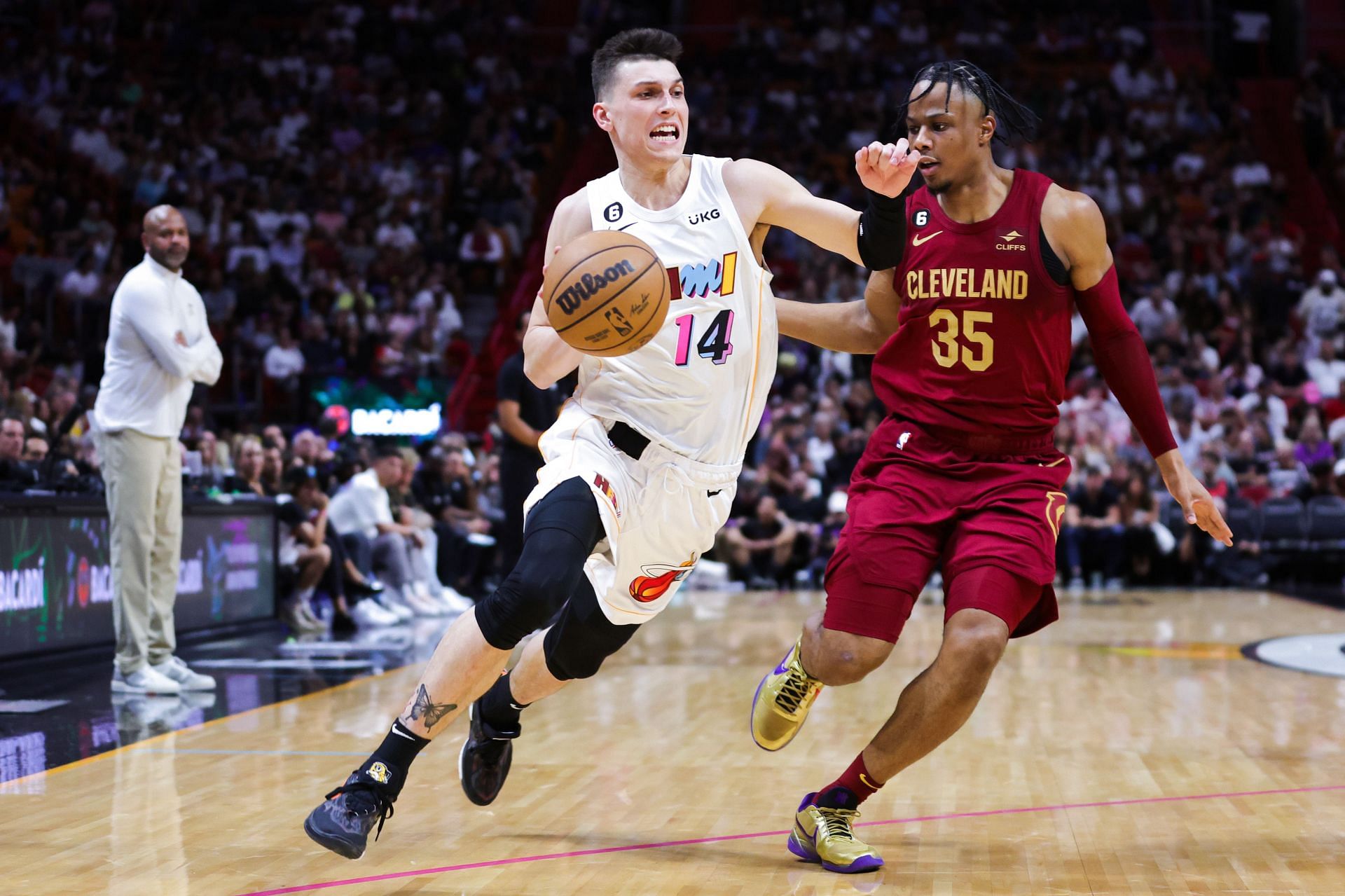 تم استبعاد Herro من مباراة Celtics و Heat (الصورة من Getty Images)