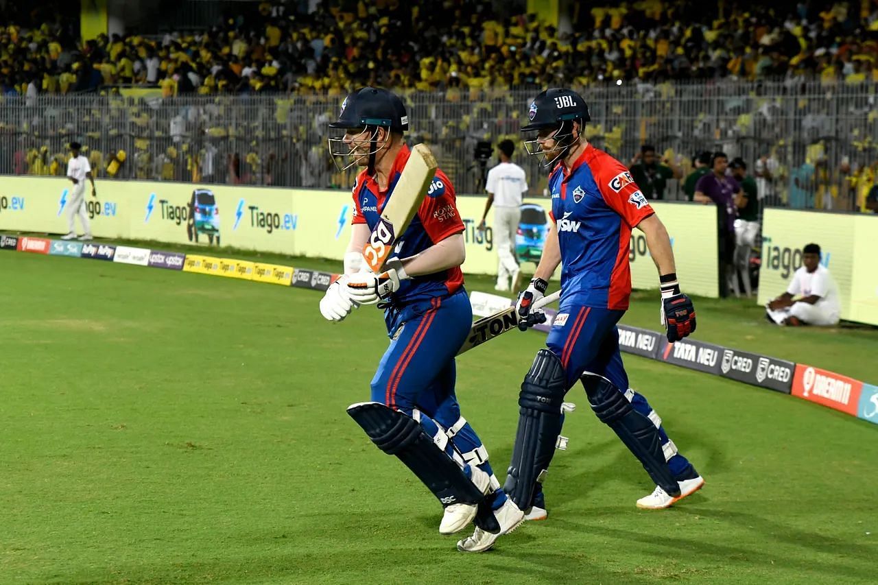 डेविड वॉर्नर अपनी टीम की बल्लेबाजी से खुश नजर नहीं आए (Photo - IPL)
