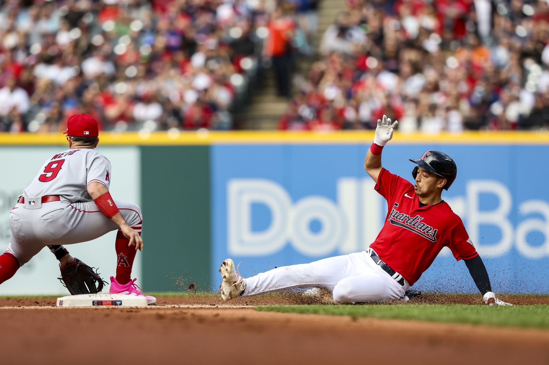 How to dive in MLB The Show 23? Ingame controls explained