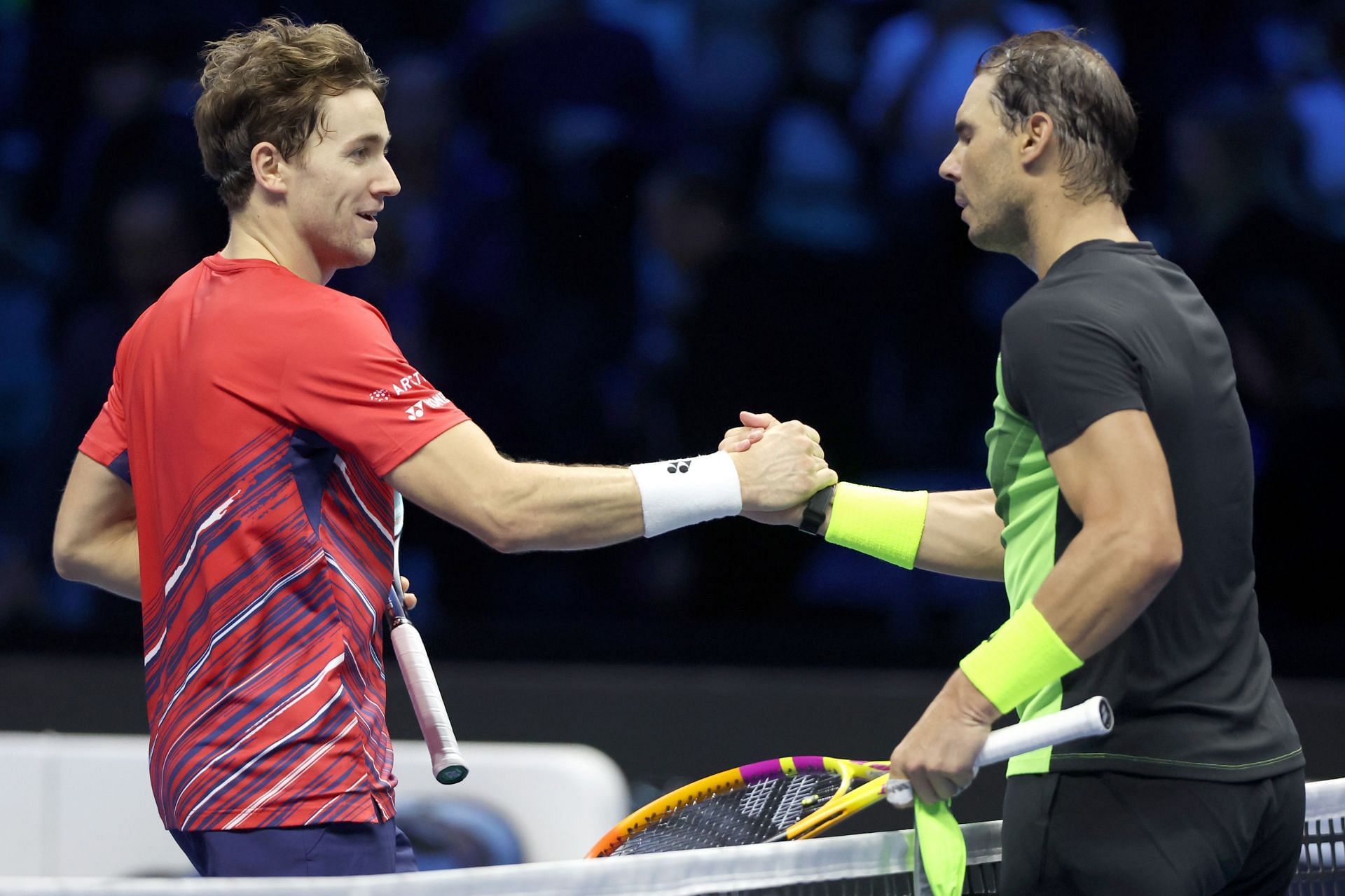 Casper Ruud và Rafael Nadal tạo dáng tại Chung kết Nitto ATP 2022 - Ngày thứ Năm.