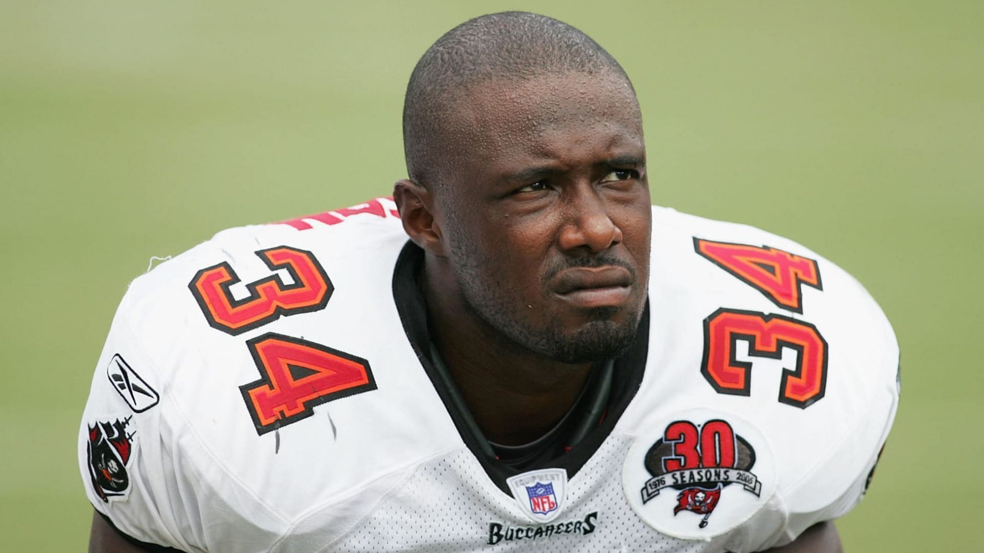 Is Dexter Jackson in the Pro Football Hall of Fame? Former Bucs safety