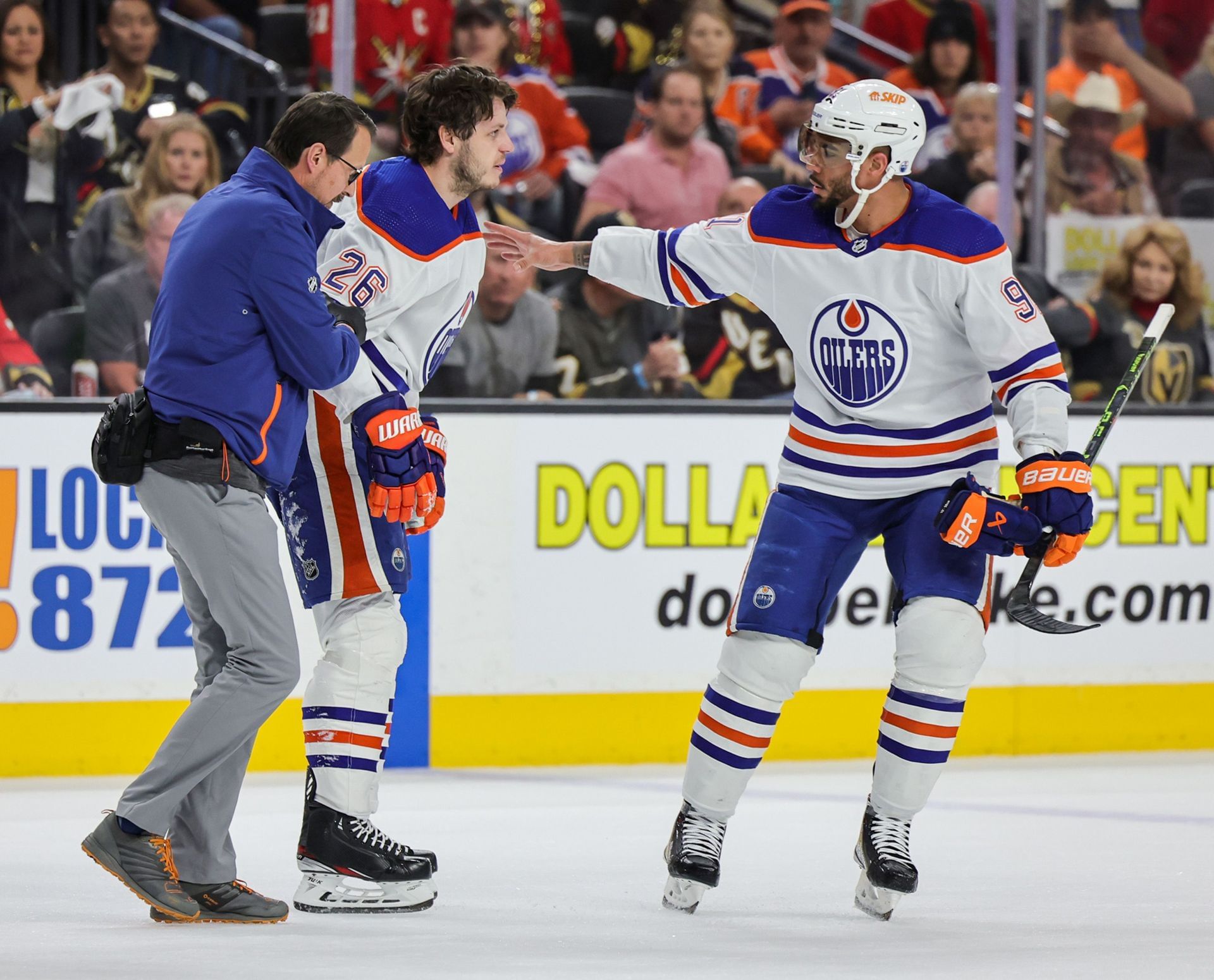Mattias Janmark Injury Update Edmonton Oilers winger leaves game after