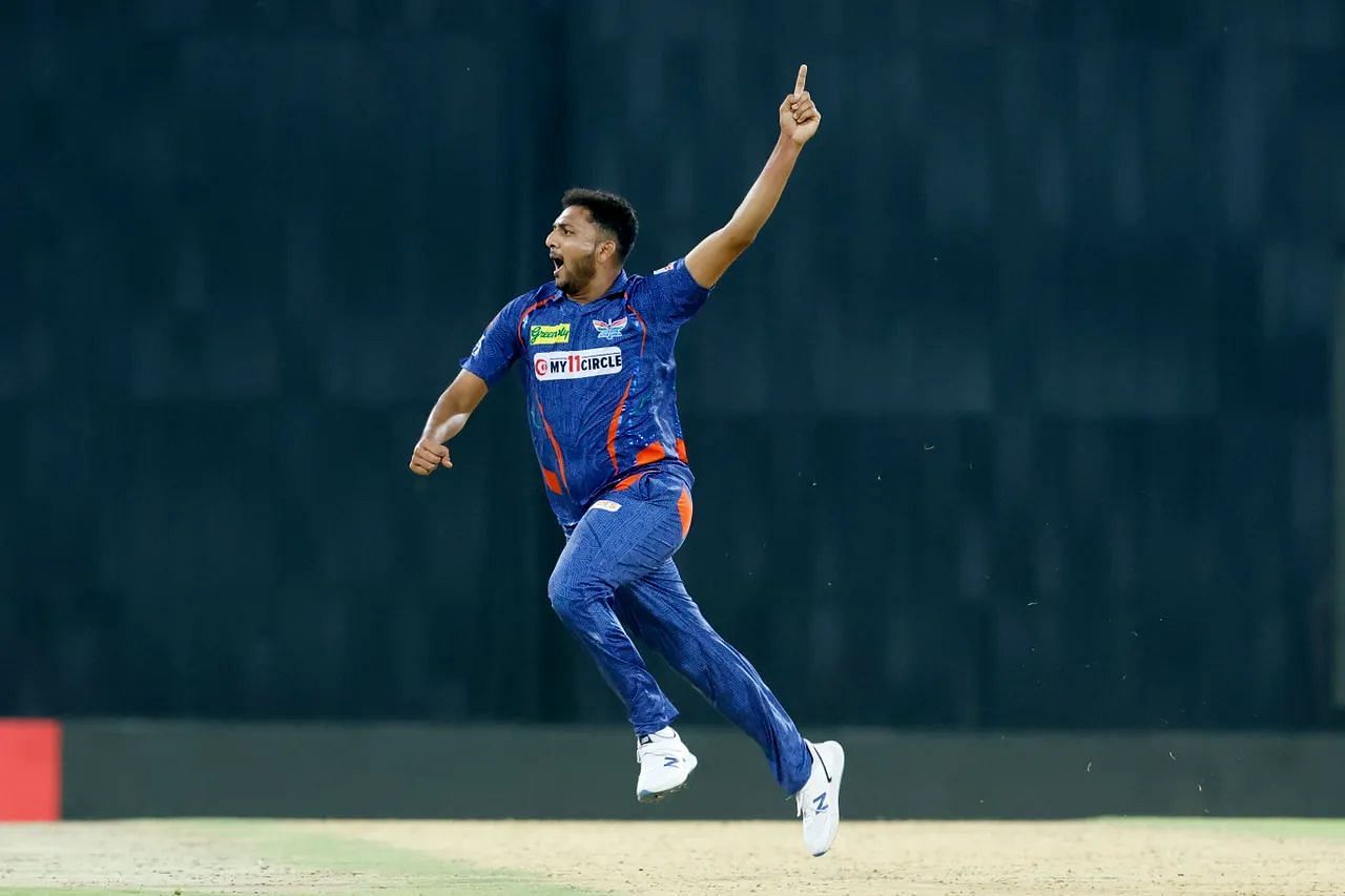मोहसिन खान ने बेहतरीन गेंदबाजी की (Photo - IPL)