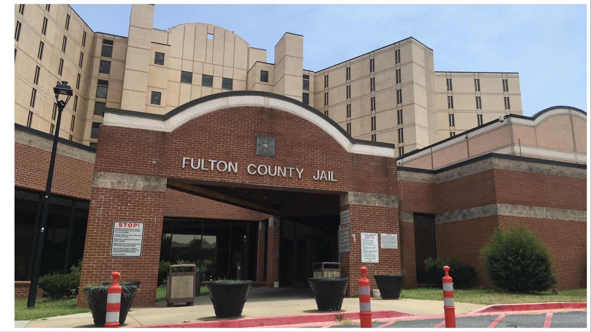 What did Kavian Thomas do? Fulton County inmate accused of stabbing