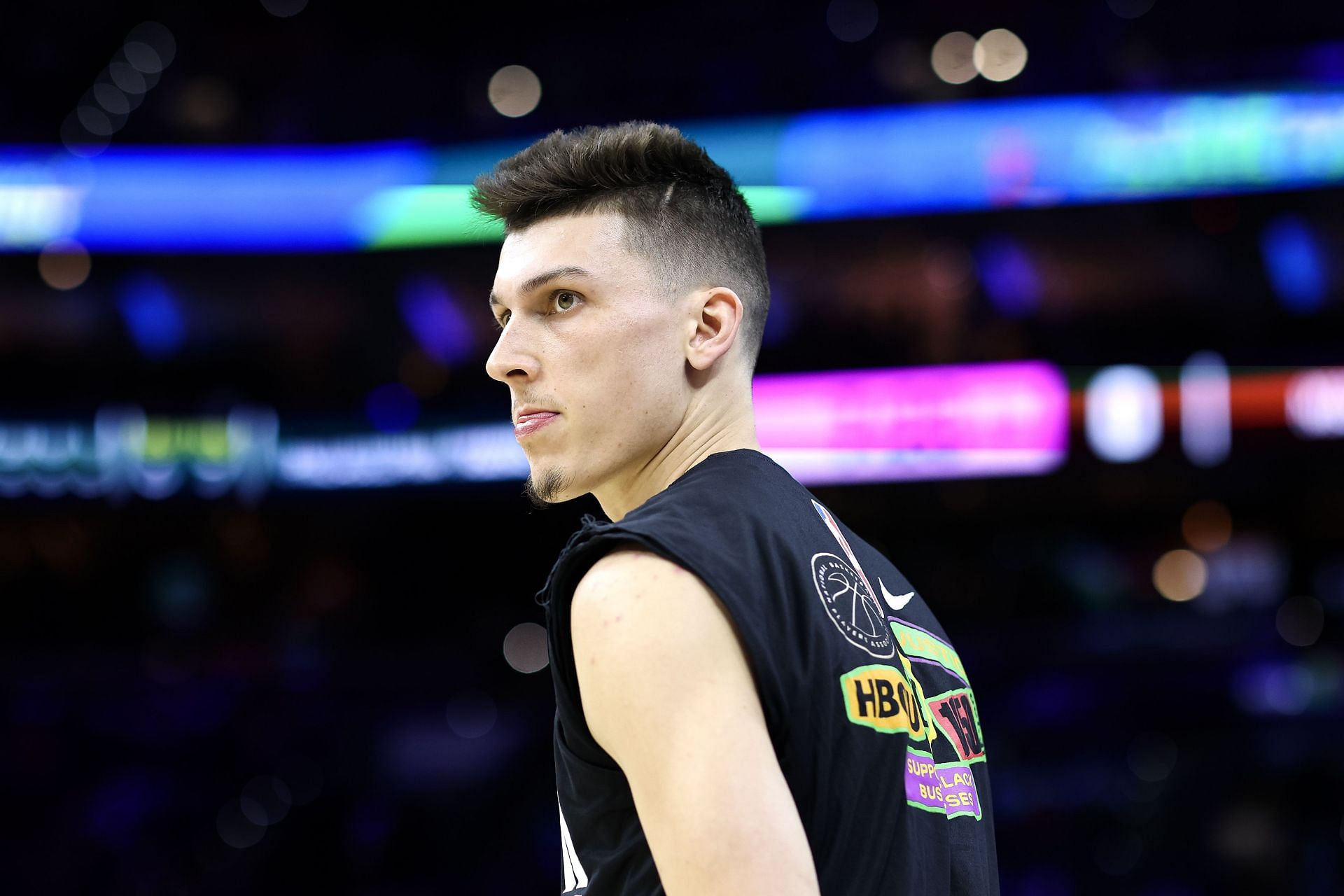 Miami Heat đấu với Philadelphia 76ers
