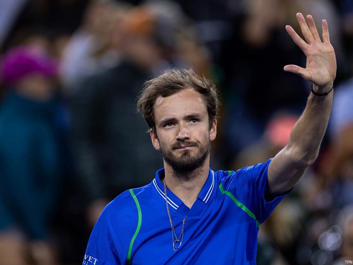 2 things that stood out in Daniil Medvedev's win over Marcos Giron at the Halle Open