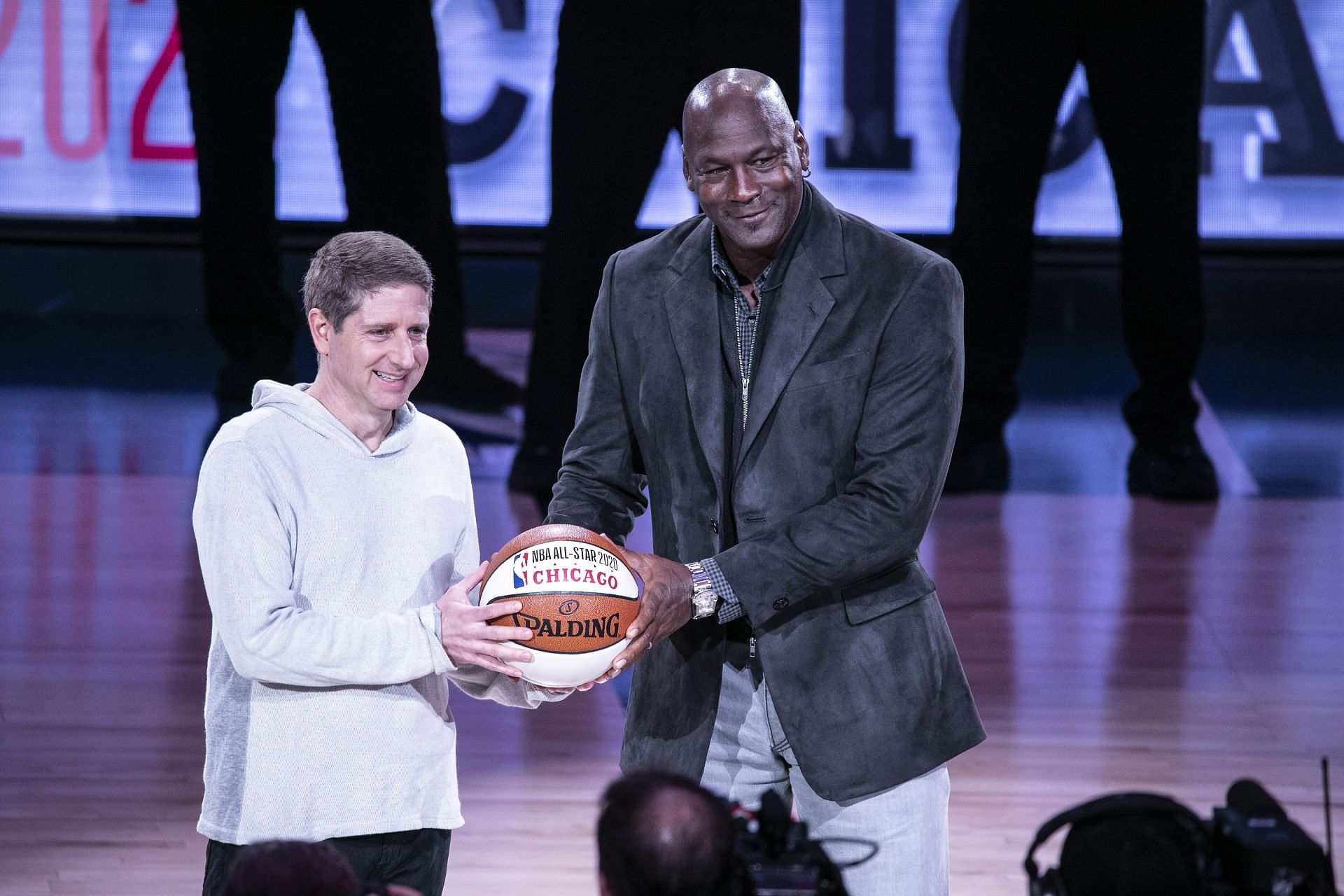 Những người nổi tiếng tham dự trận đấu NBA All-Star lần thứ 68 - Bên trong