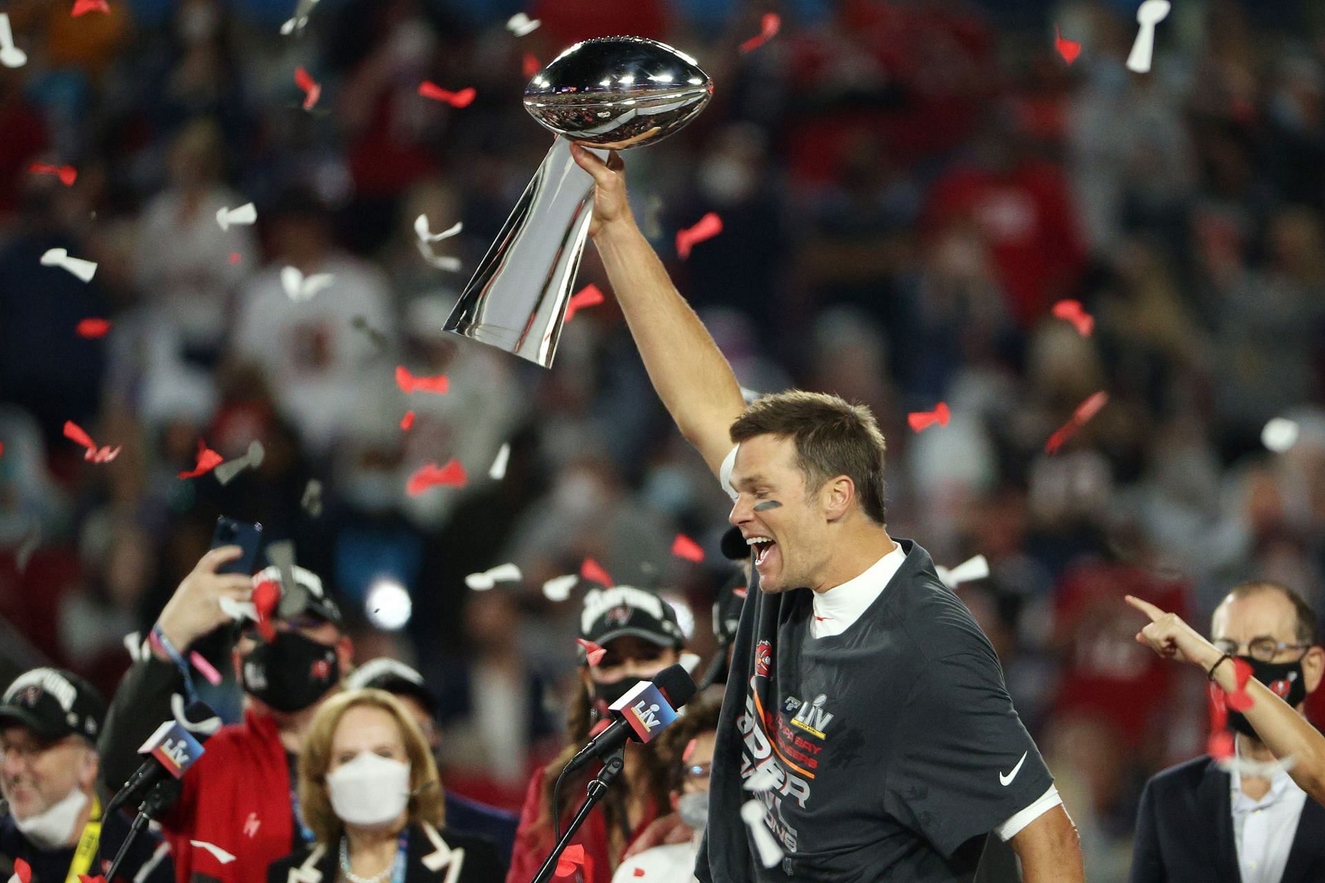 Tom Brady Rings Photos and Premium High Res Pictures - Getty Images
