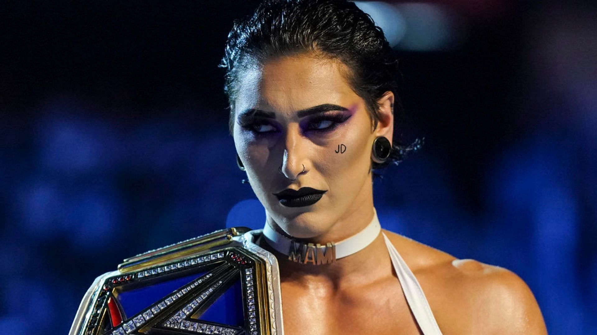 Why does Rhea Ripley still have the SmackDown Women's Championship ...