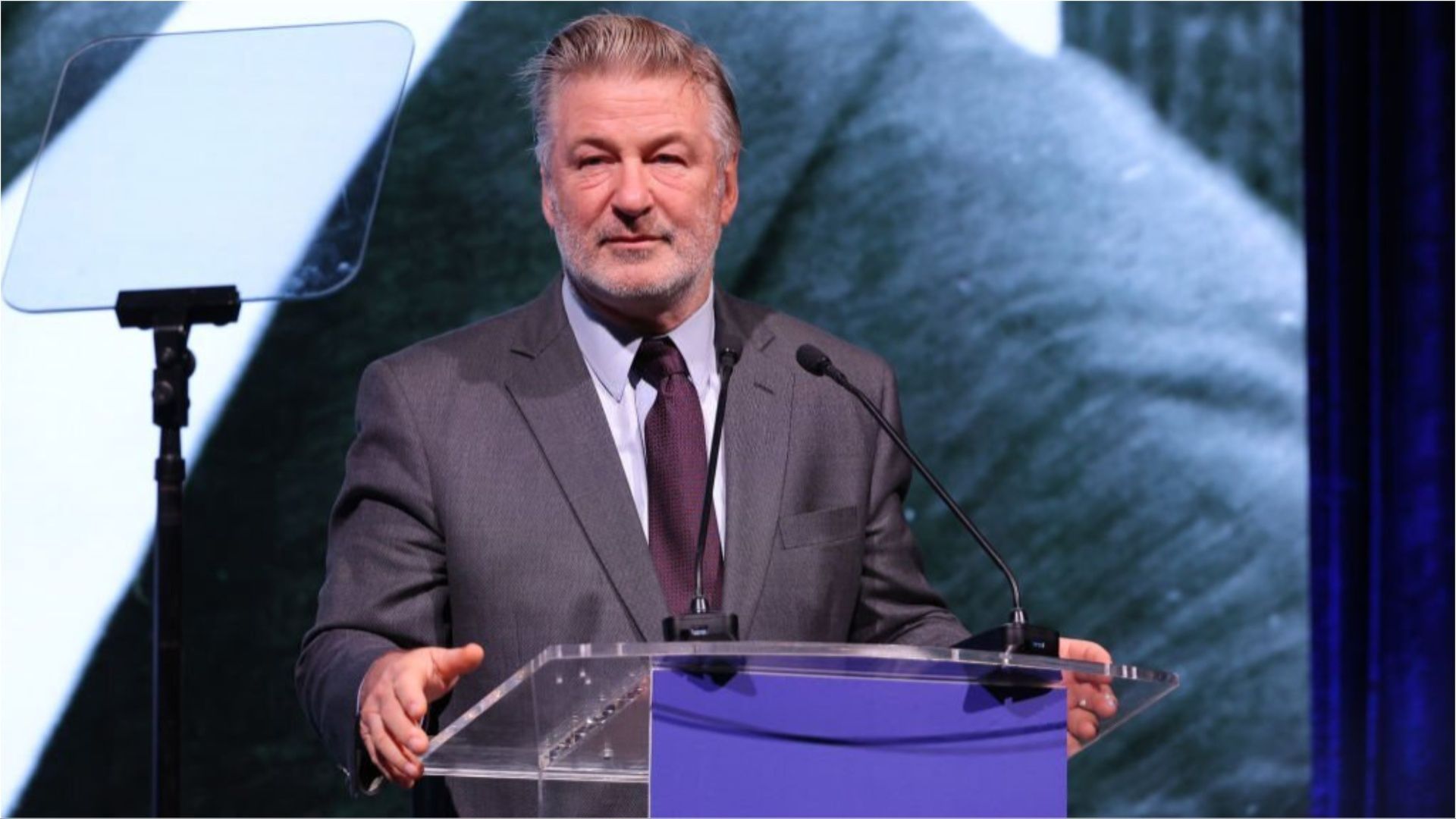 Why is Alec Baldwin using a crutch? Hip replacement surgery explored