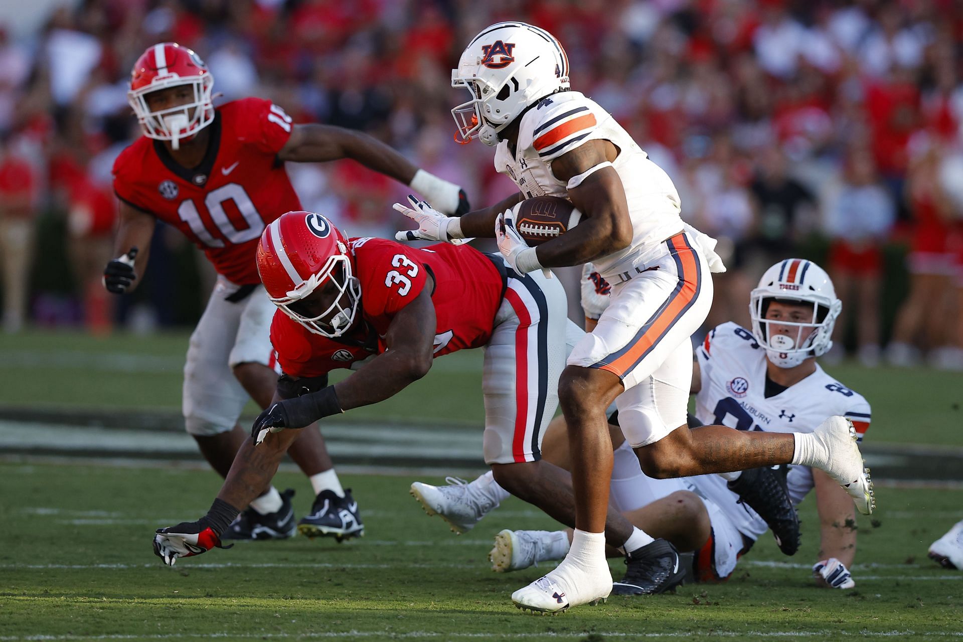 Georgia Bulldogs 2023 Schedule: Marquee Matchups, Dates, Time, And More