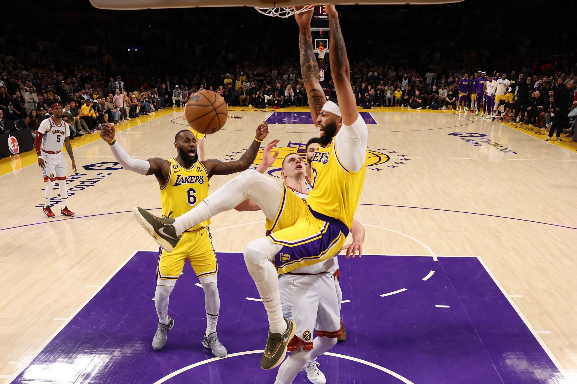 Denver Nuggets vs. LA Lakers - Ván 4