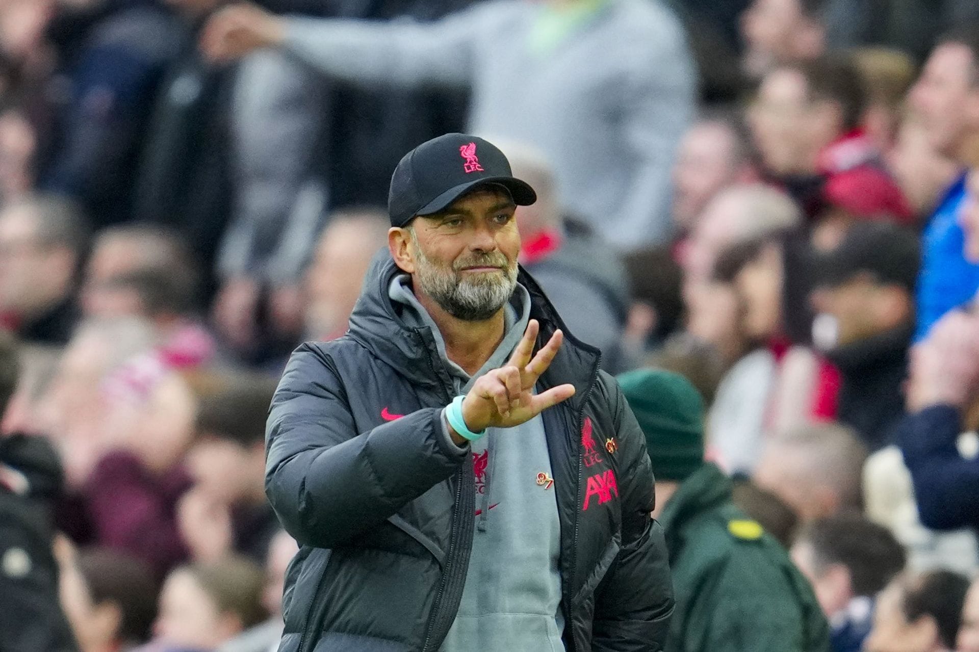 Liverpool Transfer News Roundup: Reds suffer Moises Caicedo blow; club battling Chelsea for Romeo Lavia, and more - August 12, 2023