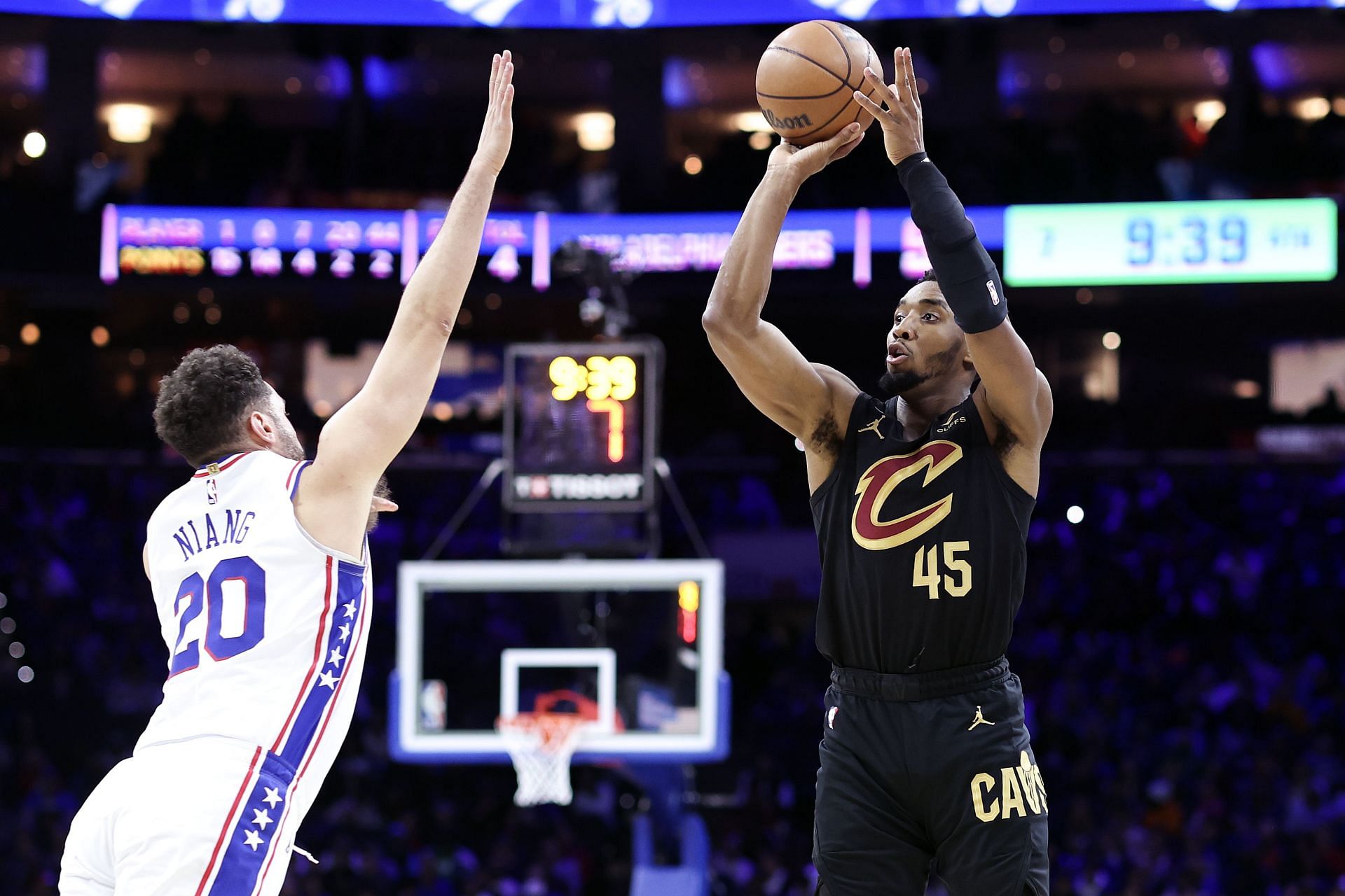 5 trade destinations for Donovan Mitchell if he doesn't sign extension with Cavaliers after 2023-24 NBA season
