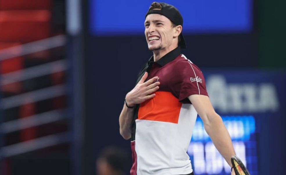 2 things that stood out in Ugo Humbert’s 3R win over Stefanos Tsitsipas at Shanghai Masters