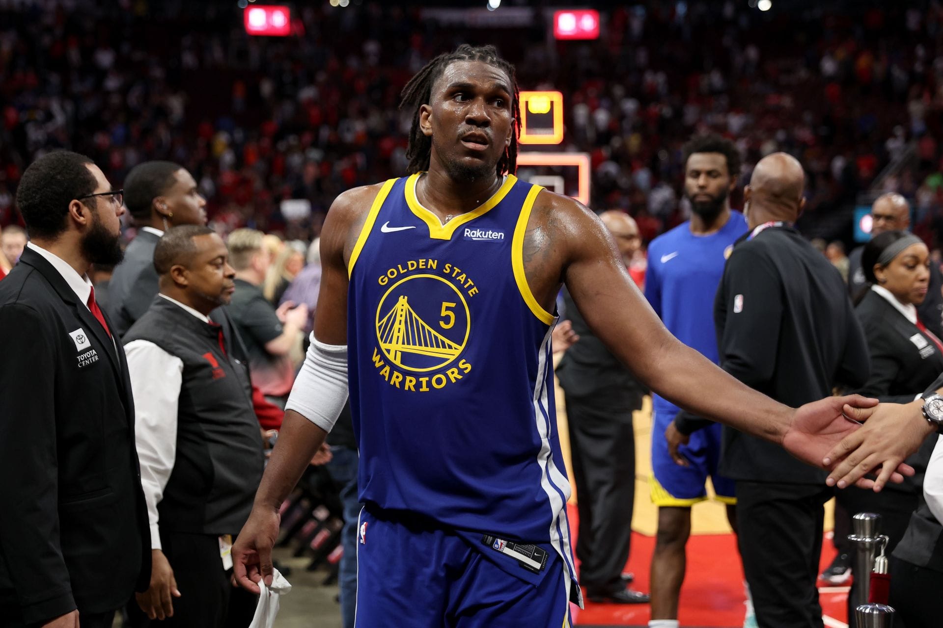 Is Kevon Looney playing tonight vs OKC Thunder? Latest injury update from Golden State Warriors&nbsp;(Nov.&nbsp;16)