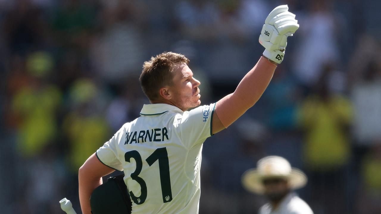 Who said what - top 3 expert reactions to David Warner's 164 vs Pakistan in Perth Test ft. Adam Gilchrist