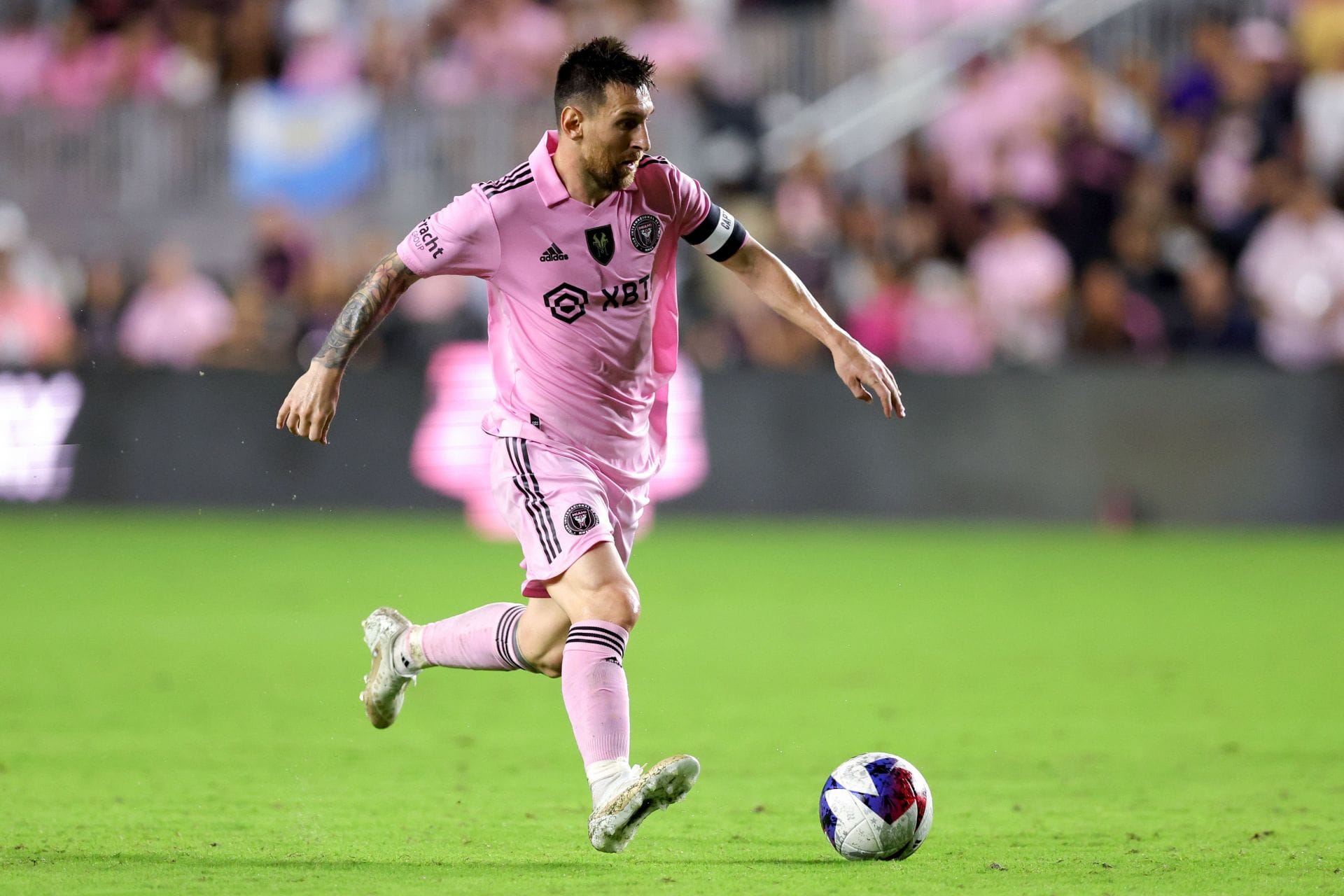 Lionel Messi could have downed tools - USMNT legend praises Inter Miami star for his stunning start&nbsp;to&nbsp;life&nbsp;in&nbsp;MLS