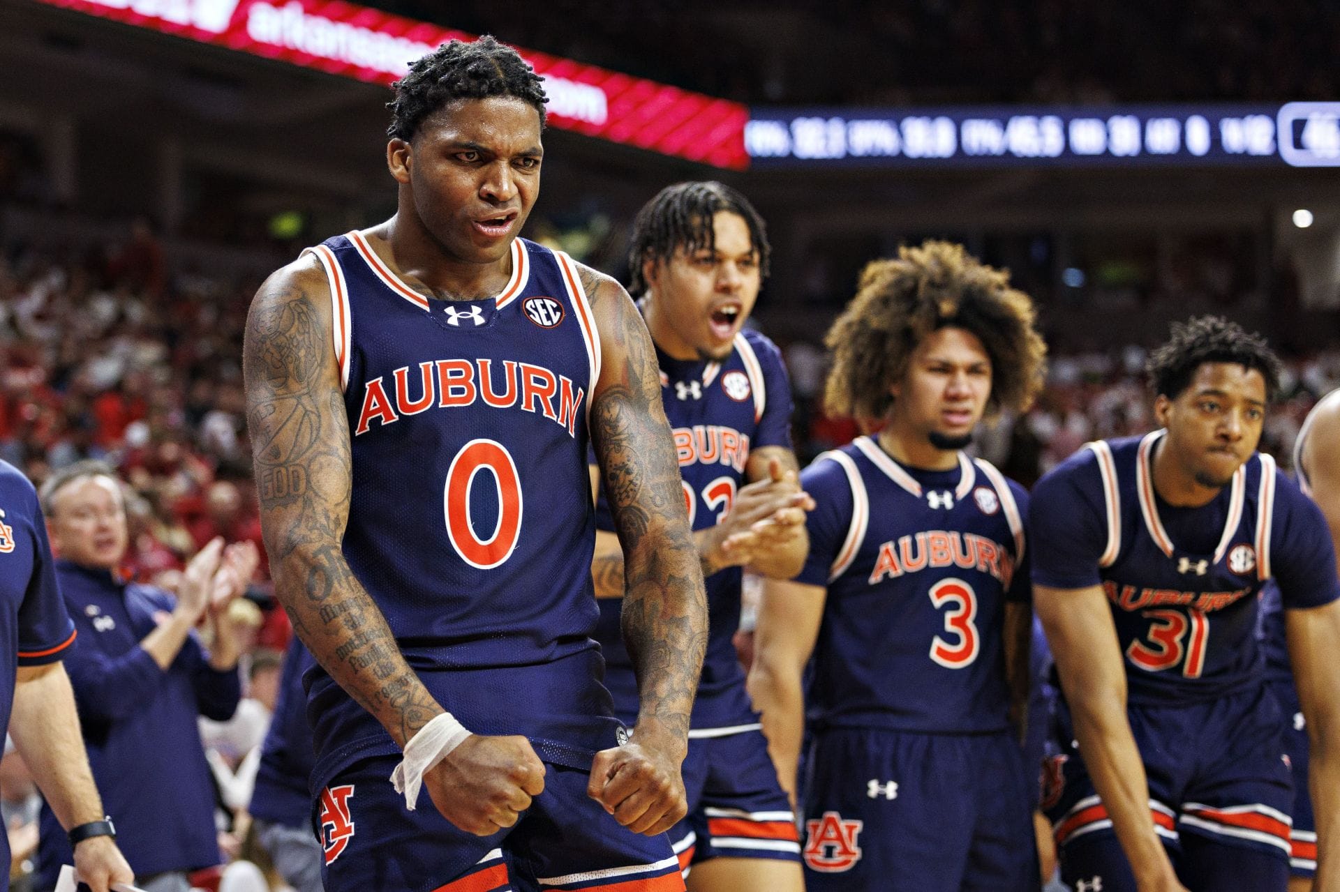 Imagine doing all of that work just to misspell decend: NCAAB fans roast Auburn over meme following crushing 18-point win over Alabama