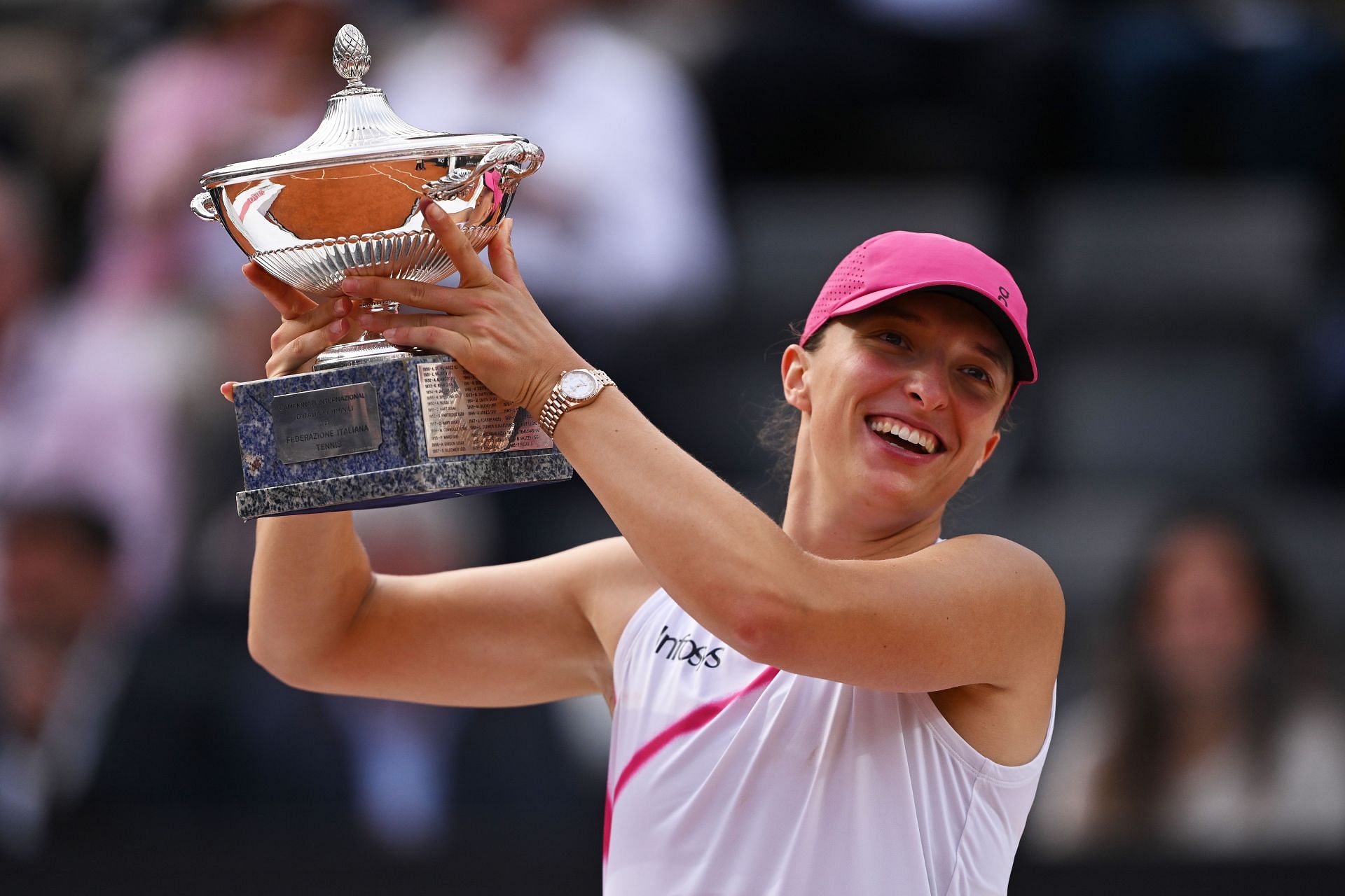 Will Iga Swiatek be able to break the record for most WTA 1000 titles in a year in 2024?