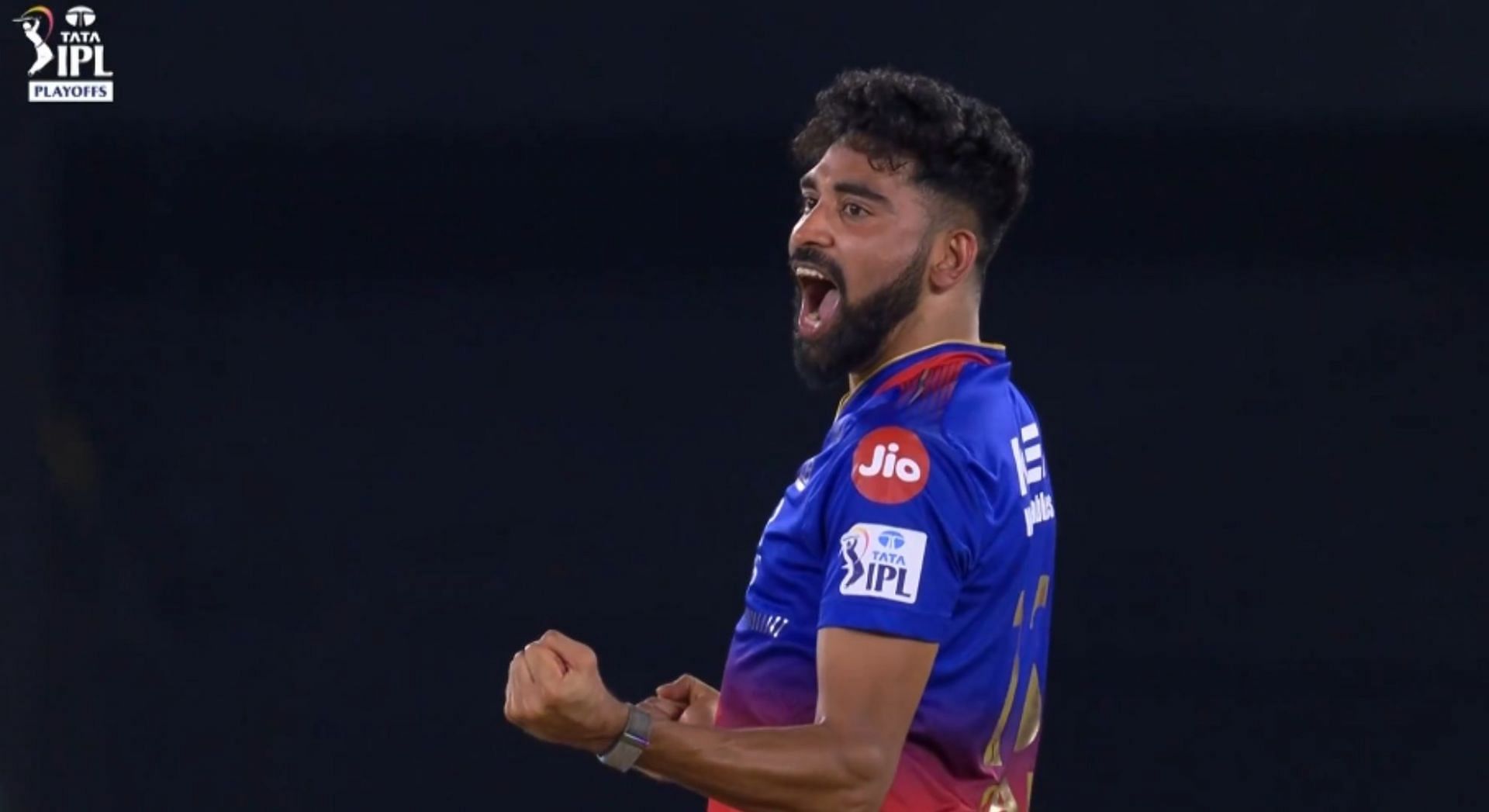 [Watch] Mohammed Siraj strikes twice in same over to dismiss Riyan Parag and Shimron Hetmyer in RR vs RCB IPL 2024 Eliminator