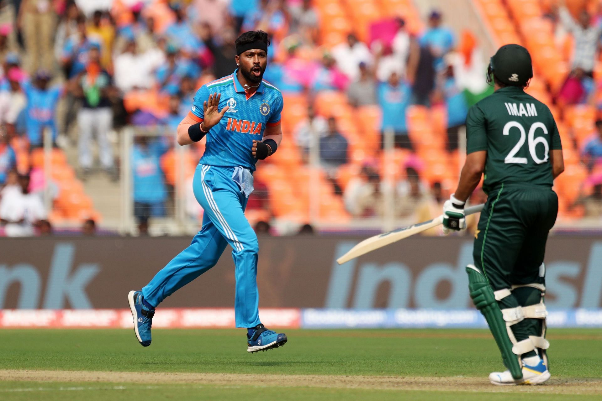 How to book tickets for the India vs Pakistan T20 World Cup 2024 match?