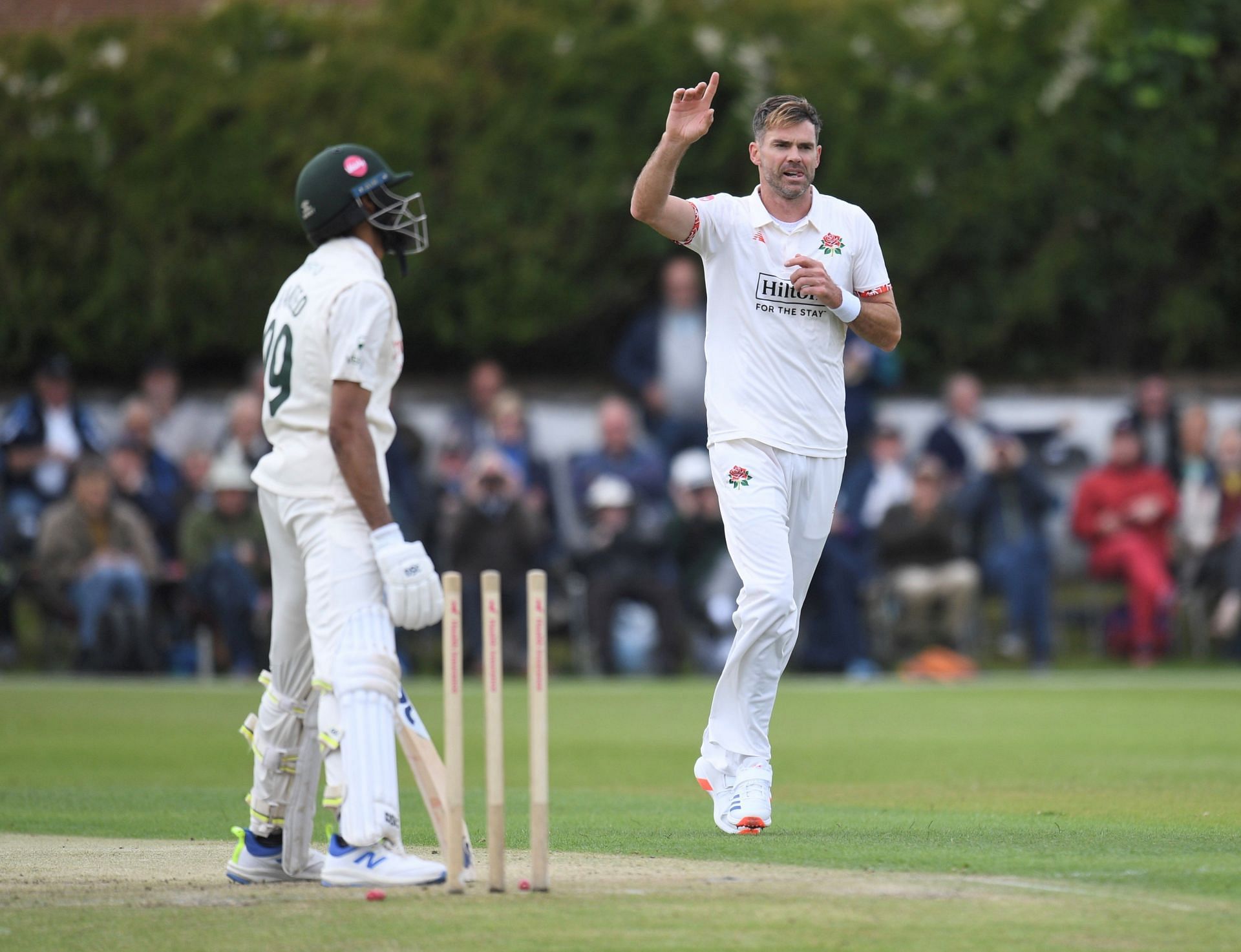[Watch] James Anderson takes a fifer for Lancashire in County Championship fixture against Nottinghamshire